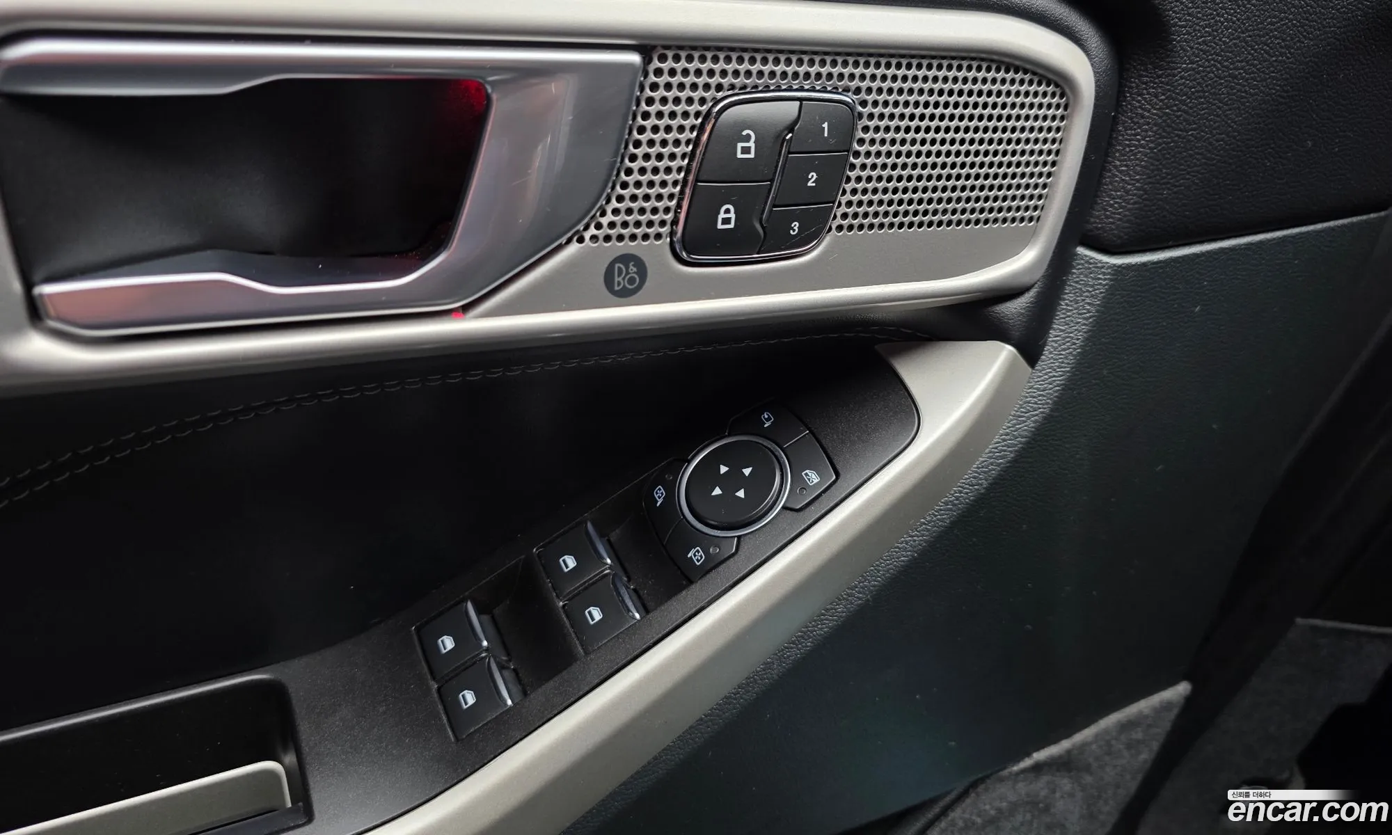 Ford Explorer 6th Gen 2021 1FMSK8FH7MGB26623 — 13