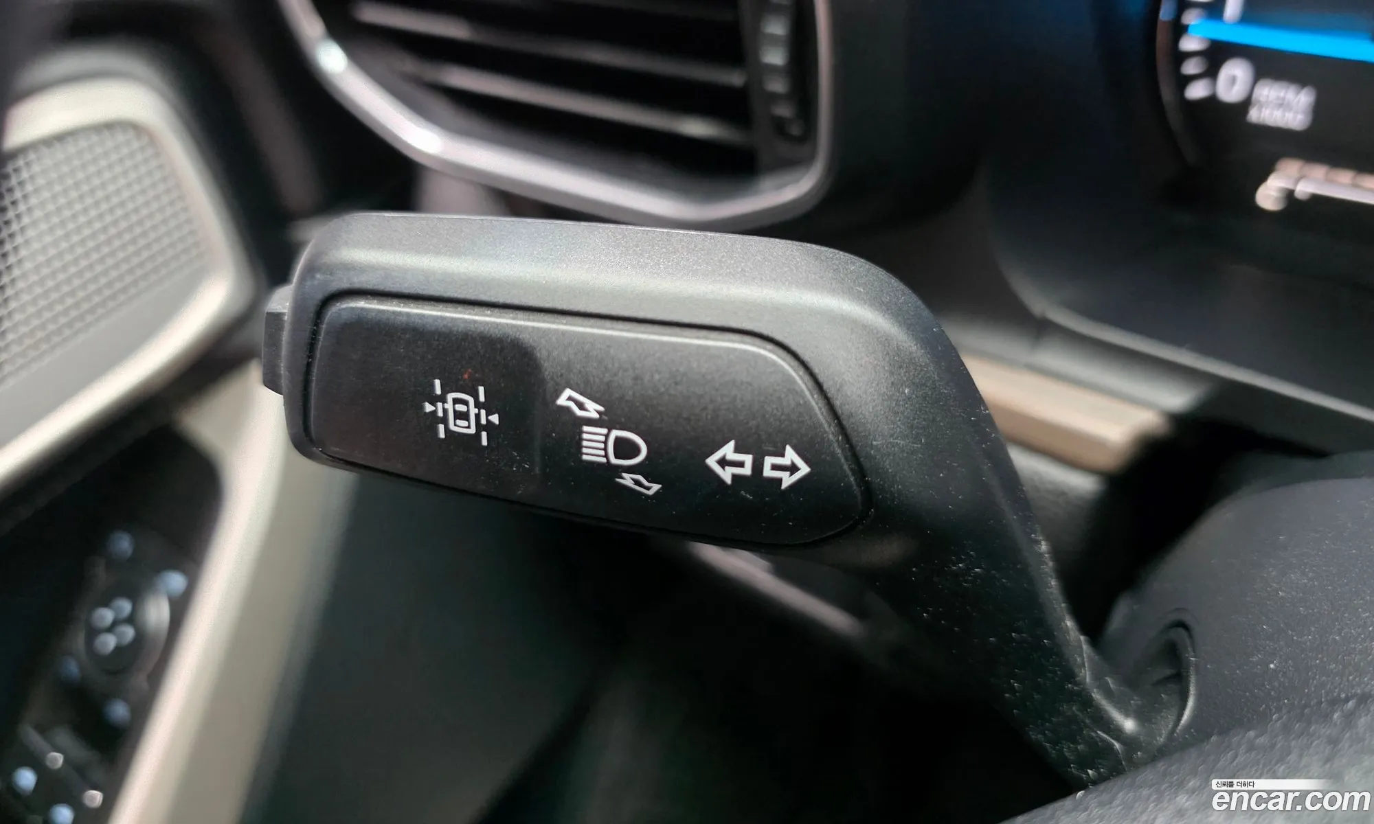 Ford Explorer 6th Gen 2021 1FMSK8FH7MGB26623 — 4