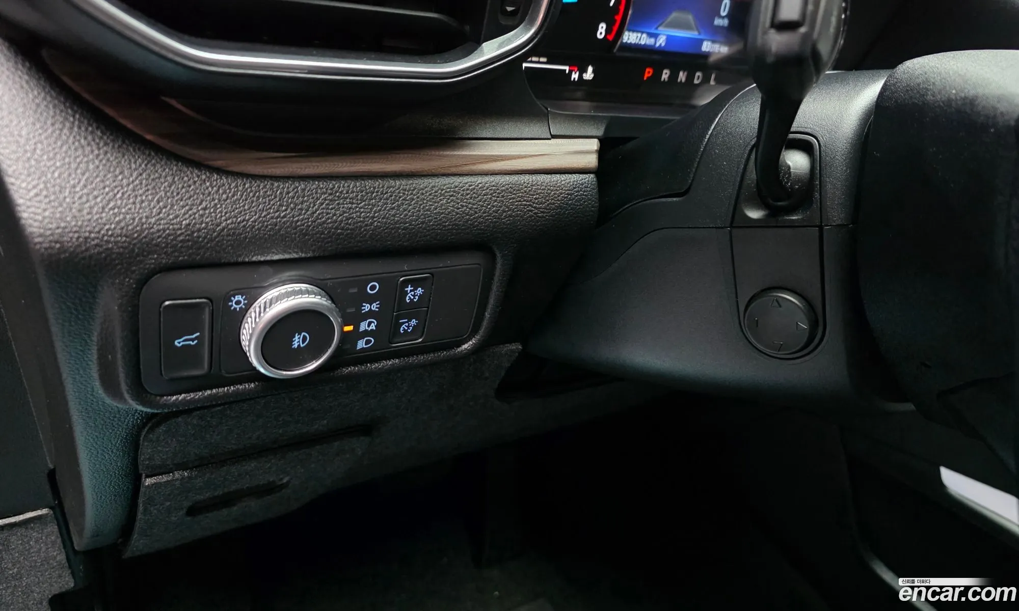 Ford Explorer 6th Gen 2021 1FMSK8FH7MGB26623 — 9