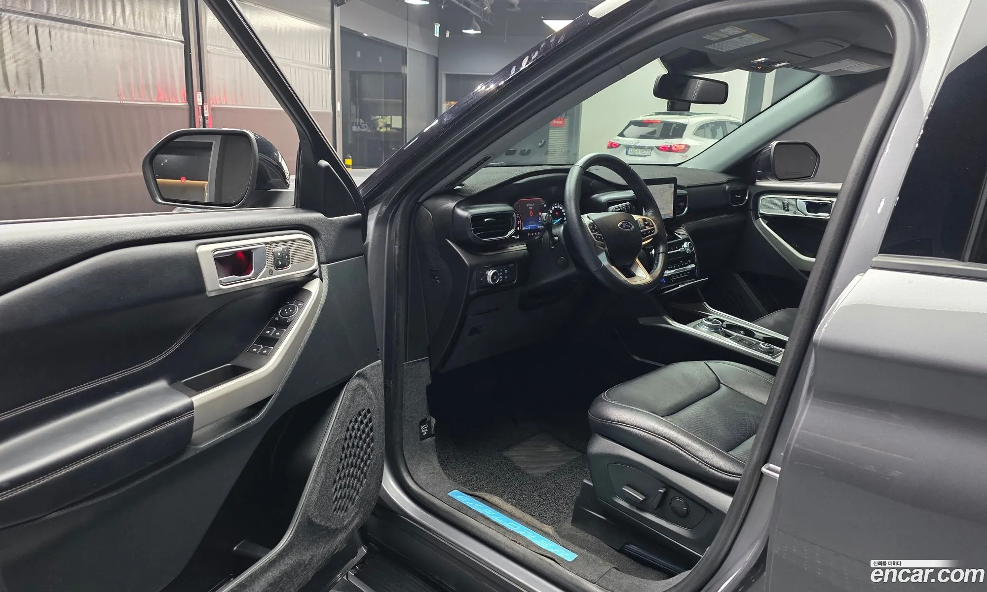 Ford Explorer 6th Gen 2021 1FMSK8FH7MGB26623 — 7