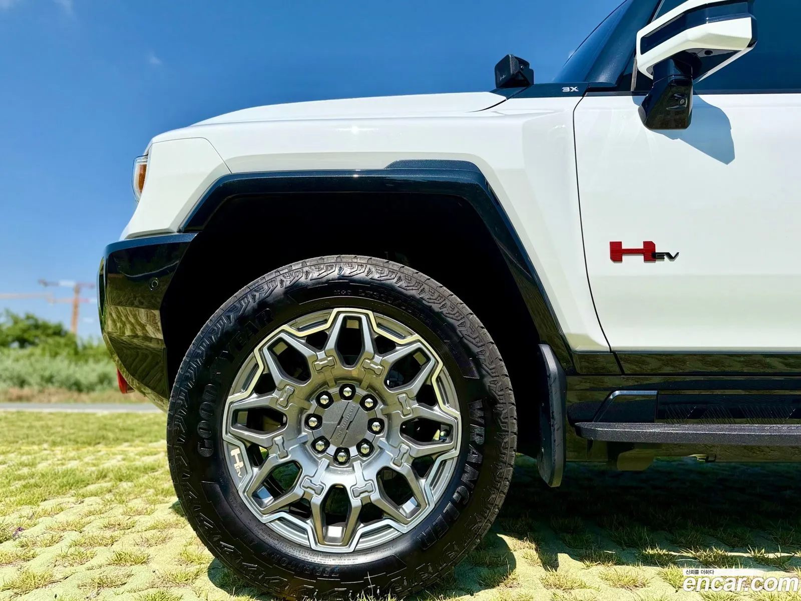 GMC Hummer EV