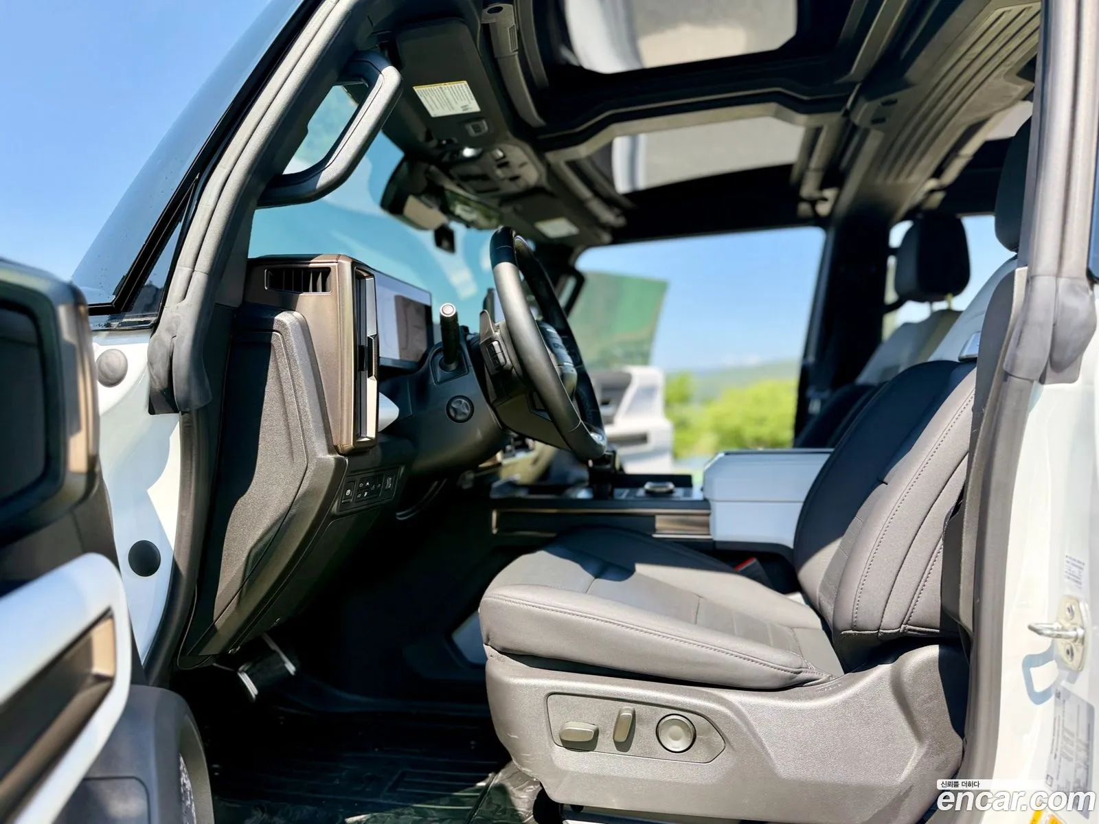 GMC Hummer EV 2024 — 14