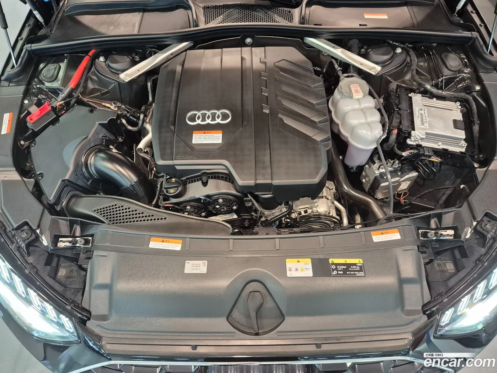 Audi A4 2023 — 17
