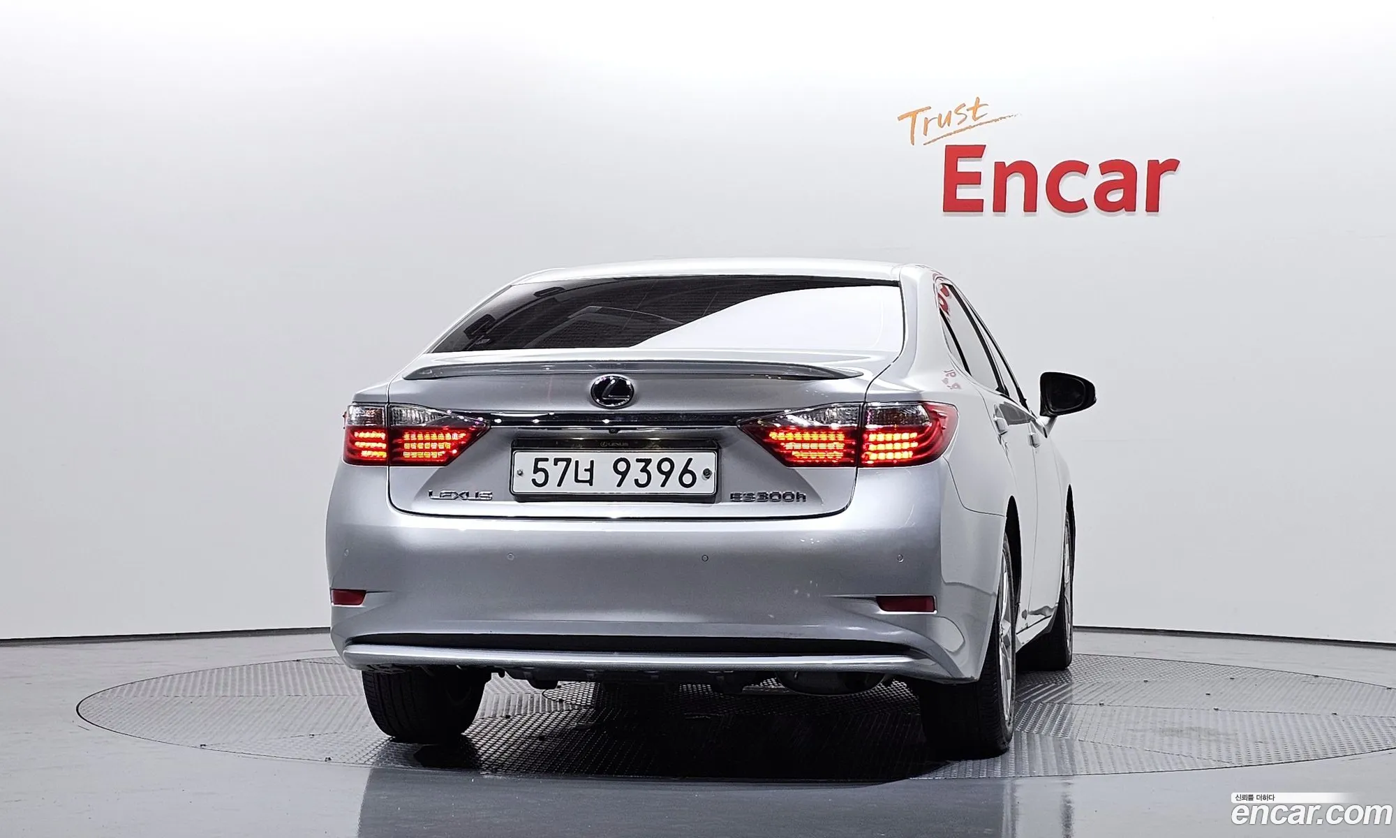 Lexus ES300h 2013 — 14