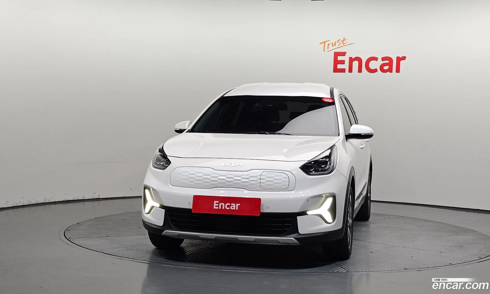 Kia Niro Plus 2022 — 4