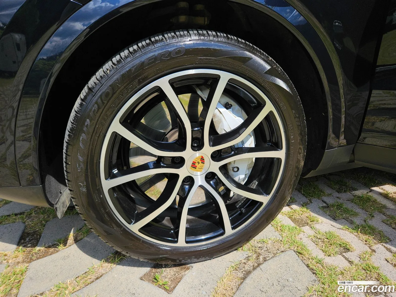 Porsche Cayenne 2020 — 14