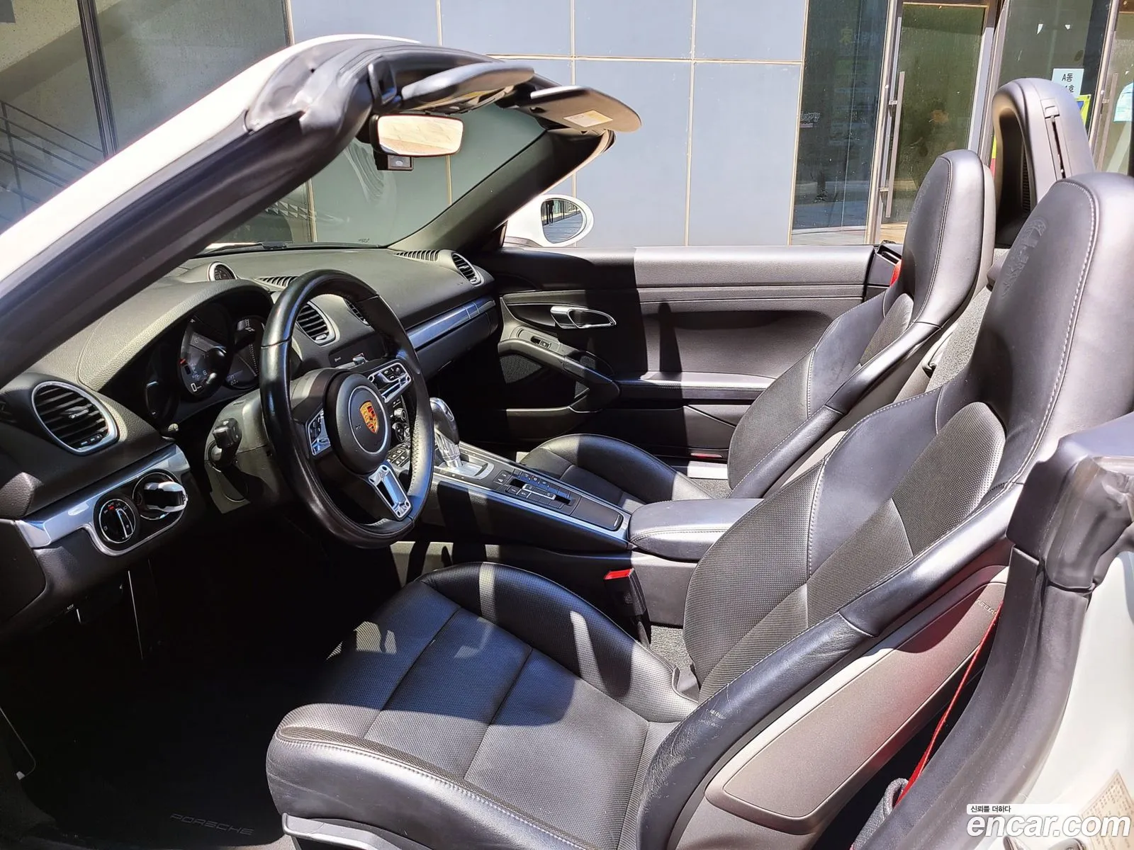 Porsche 718 Boxster 2017 — 2