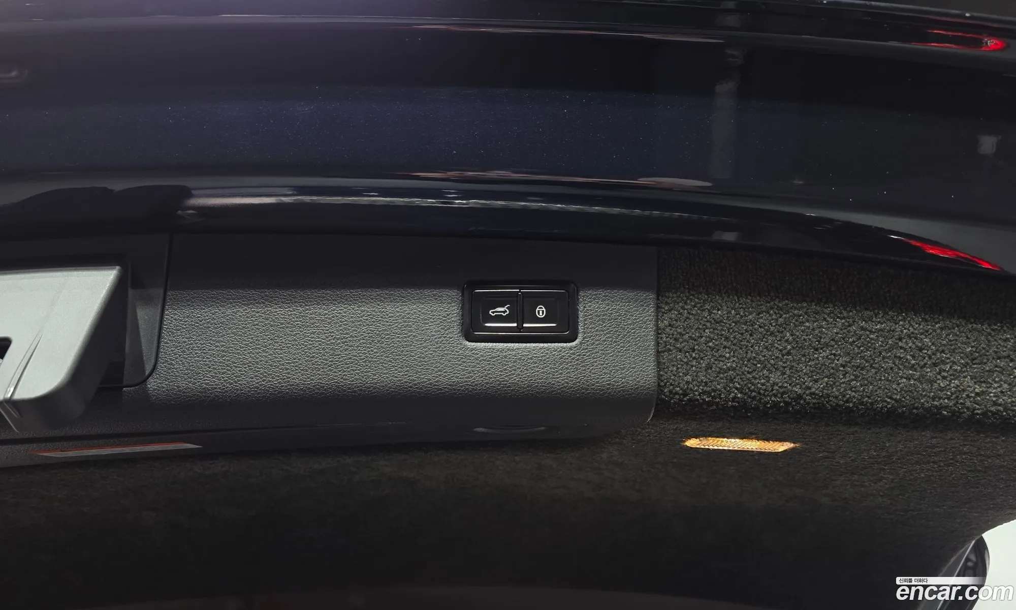 Bentley Bentayga 2019 SJAAM14V3KC027460 — 10