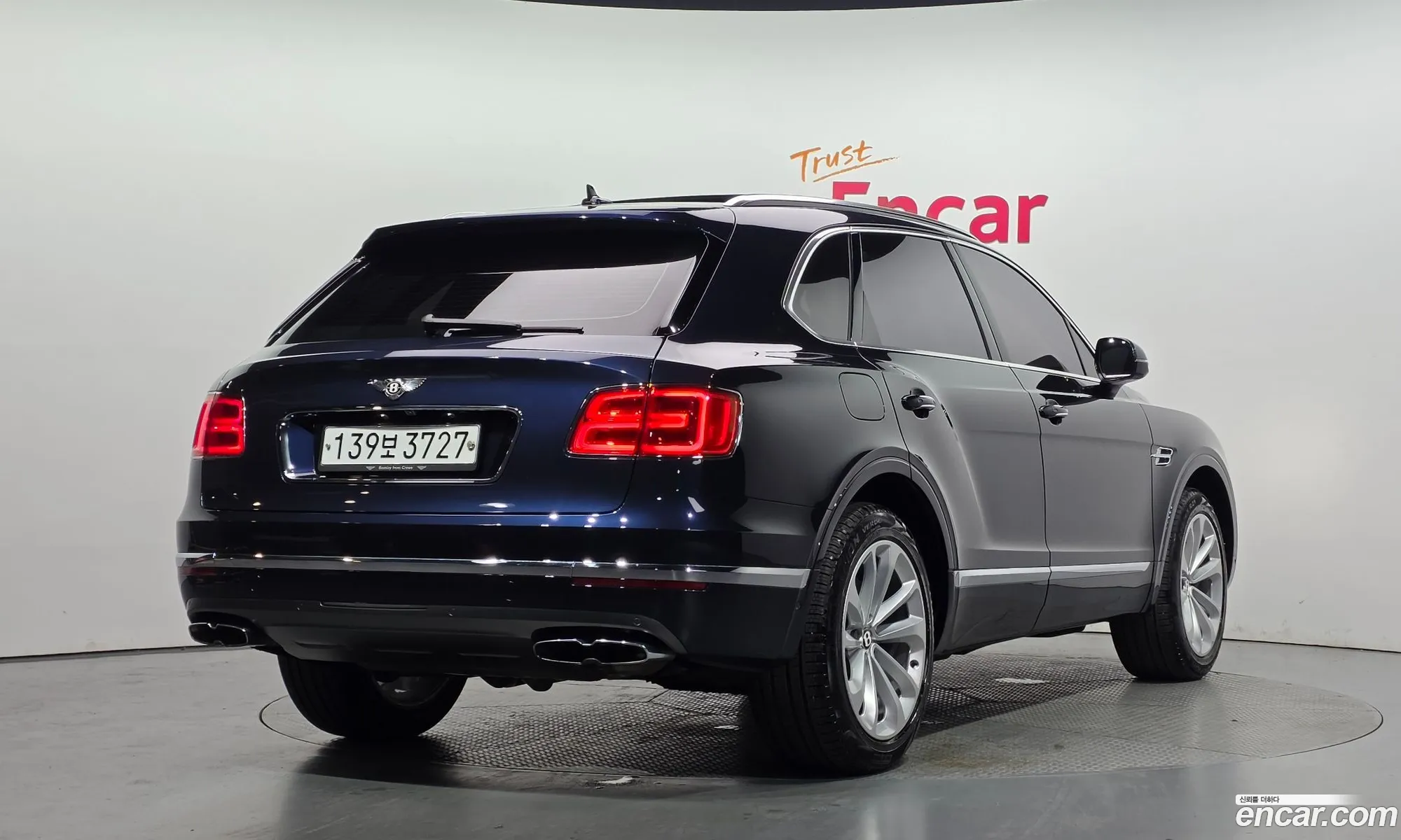 Bentley Bentayga 2019 SJAAM14V3KC027460 — 30