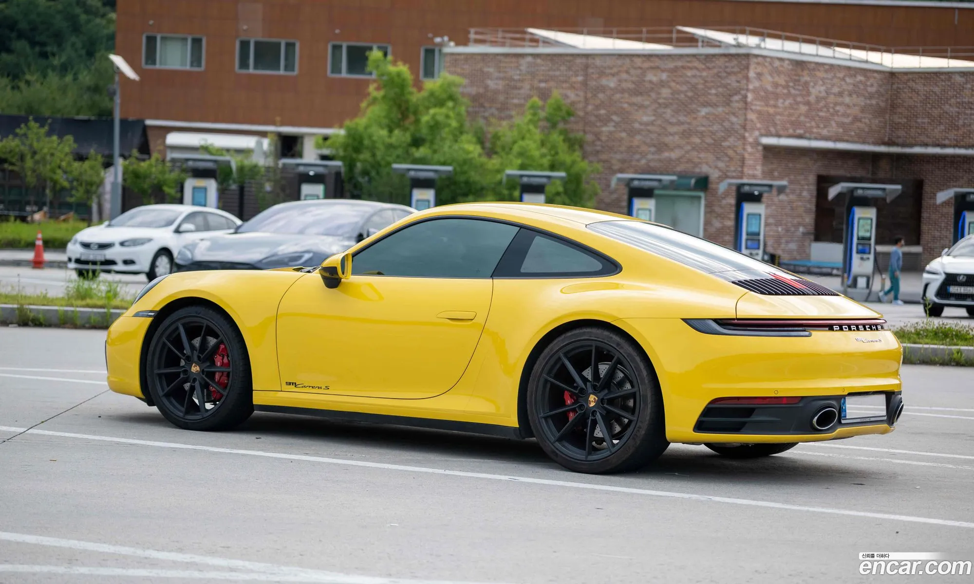 Porsche 911 2021 — 20