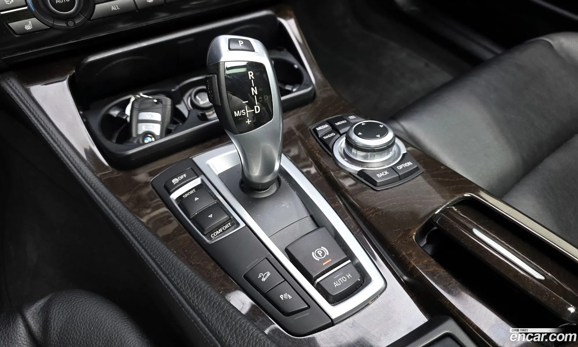 BMW 5 Series 2013 WBAXA1105DDX29316 — 18