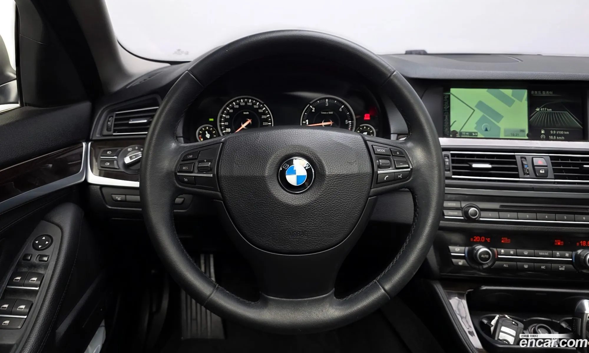BMW 5 Series 2013 WBAXA1105DDX29316 — 9