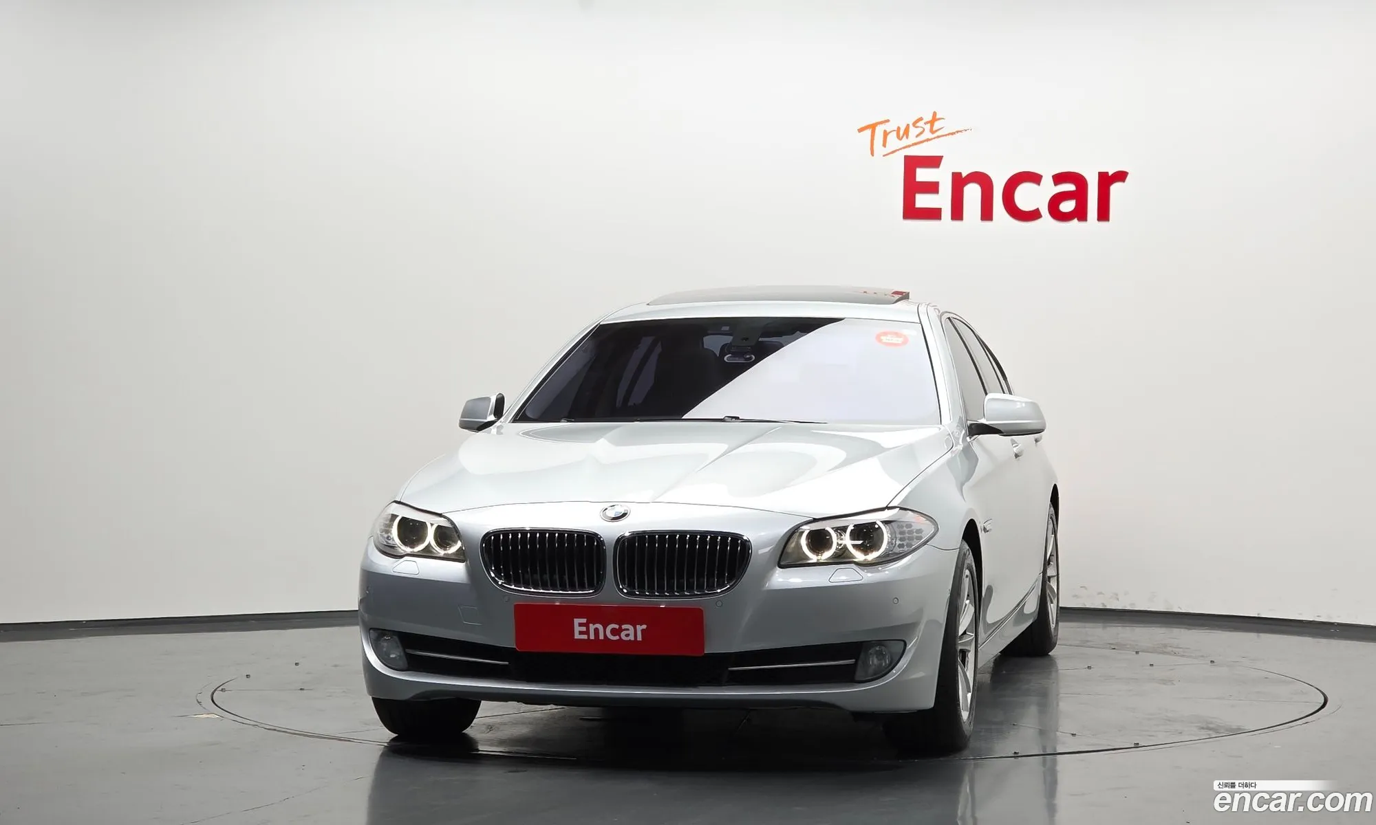 BMW 5 Series 2013 WBAXA1105DDX29316 — 2