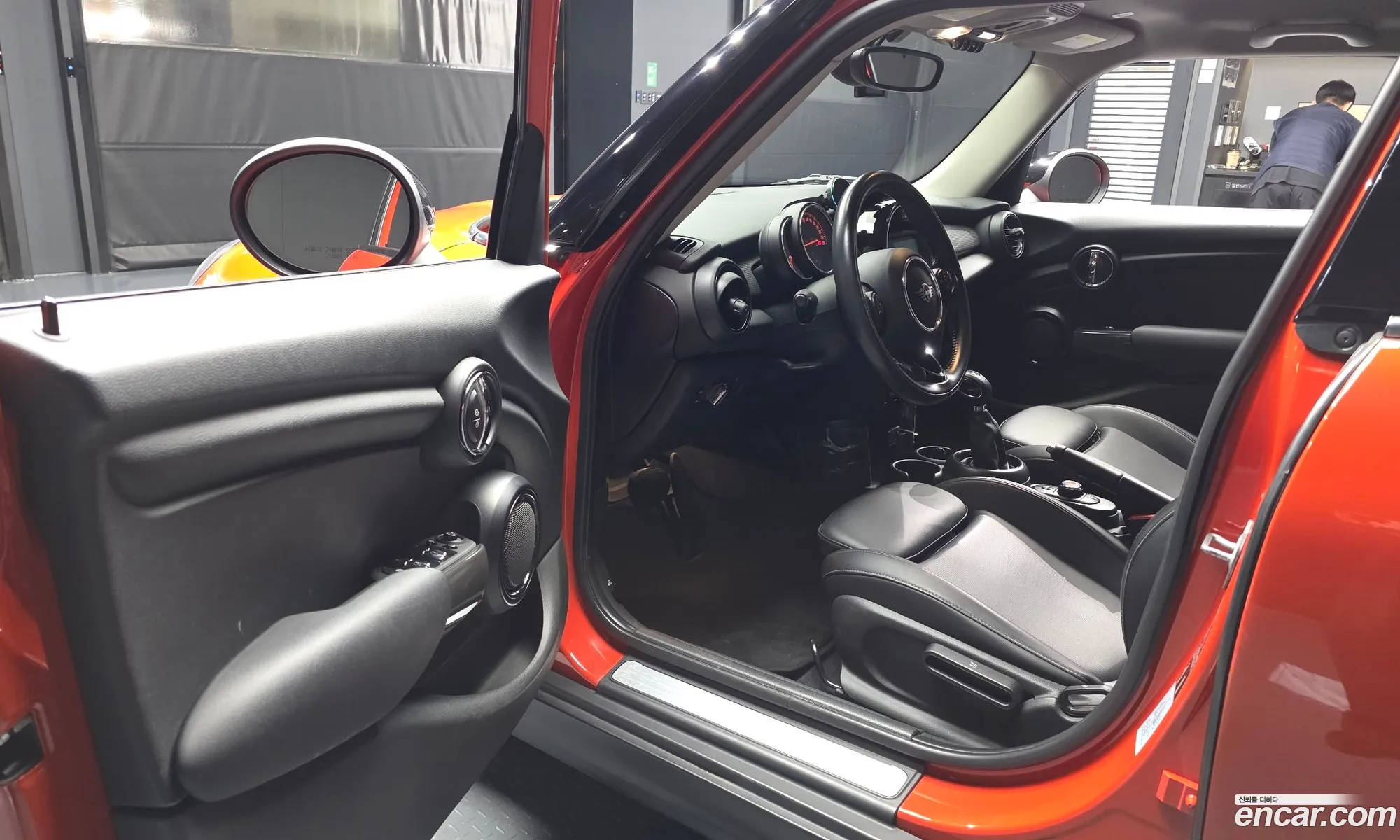 Mini Cooper 2018 WMWXU1104K2H34381 — 8