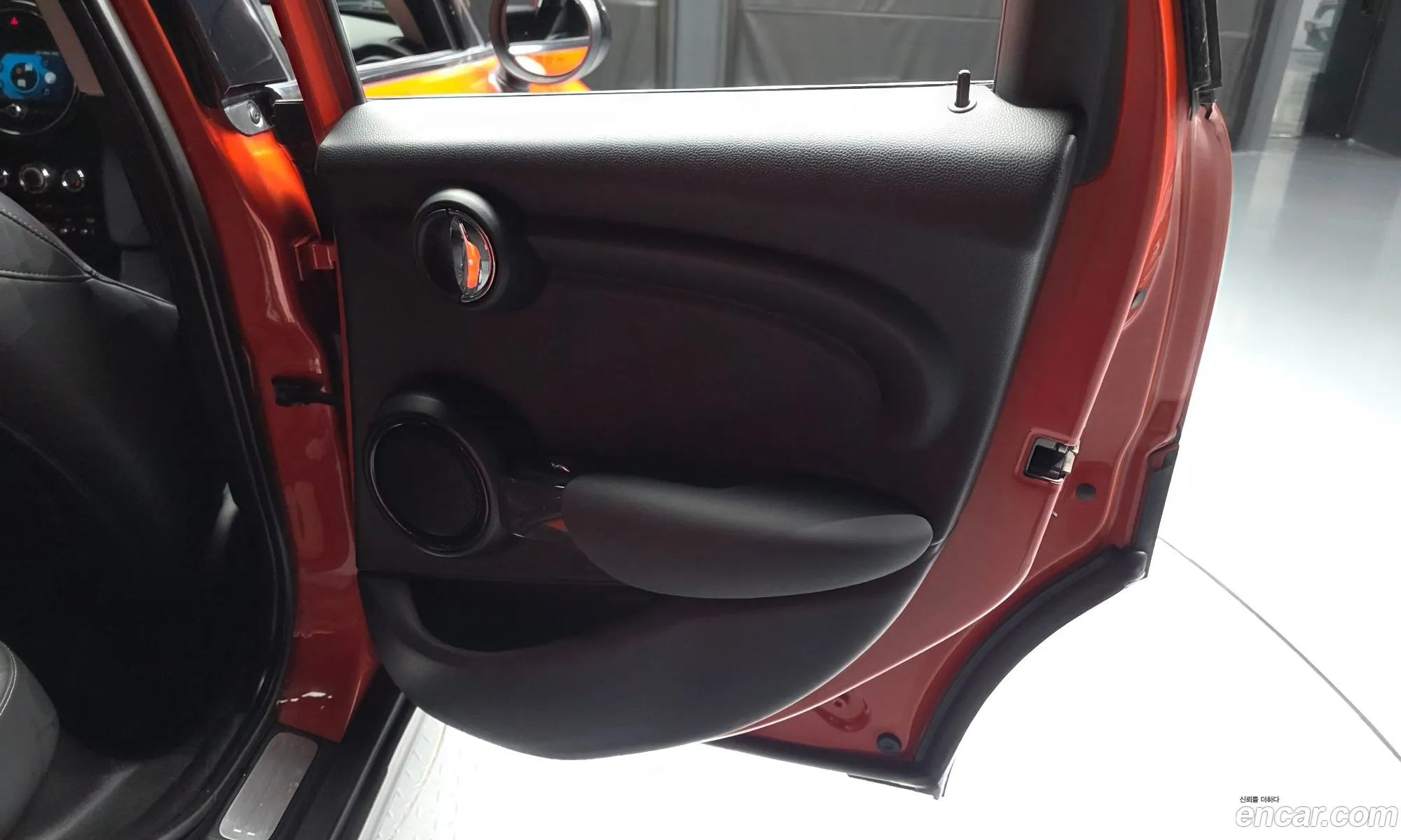 Mini Cooper 2018 WMWXU1104K2H34381 — 30