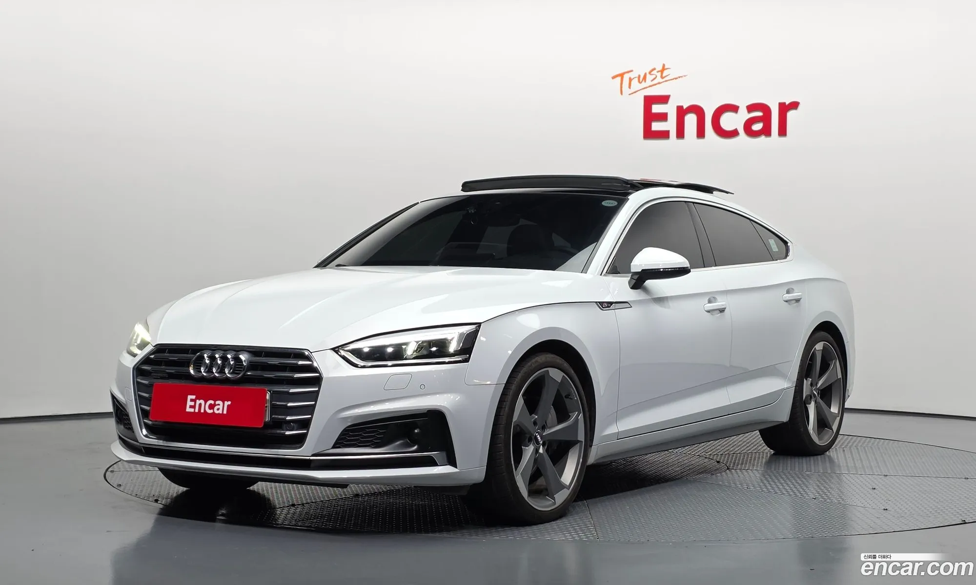 Audi A5 2019 WAUZZZF58KA075334 — 10