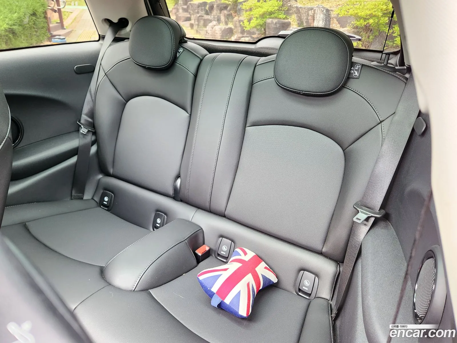 Mini Cooper 2018 — 16