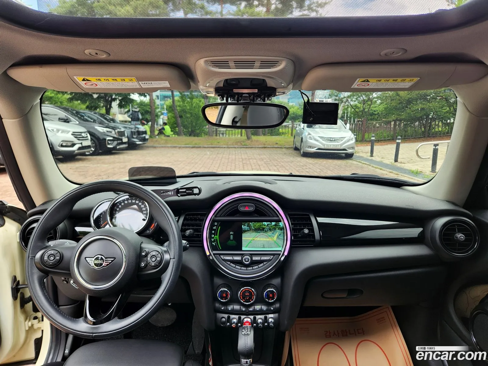 Mini Cooper 2018 — 11