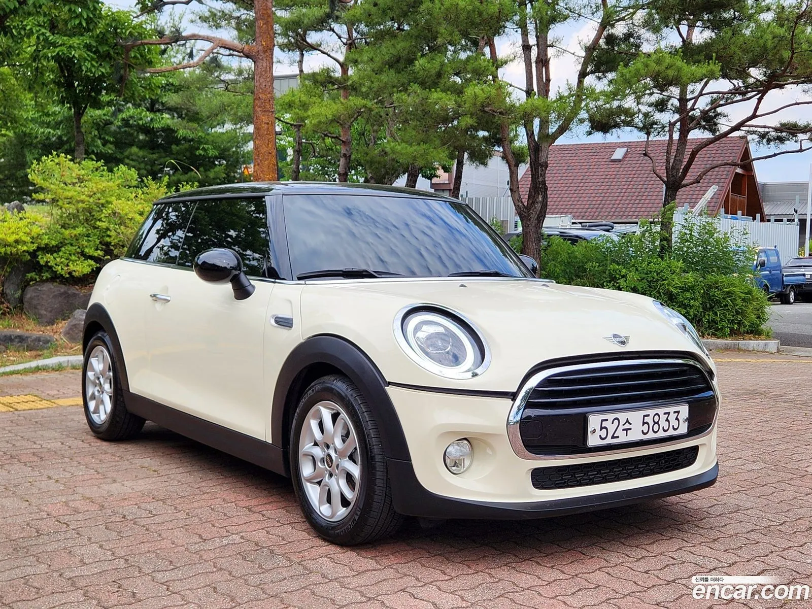 Mini Cooper 2018 — 17