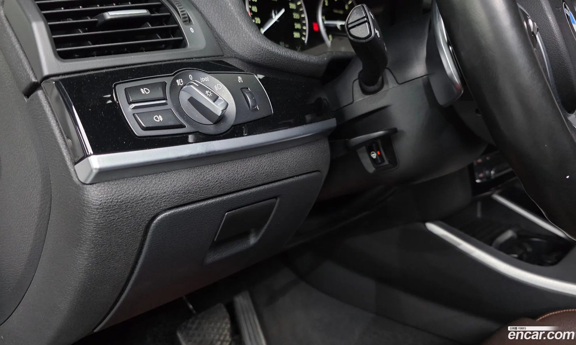 BMW X4 2018 WBAXX1105J0Y53040 — 10