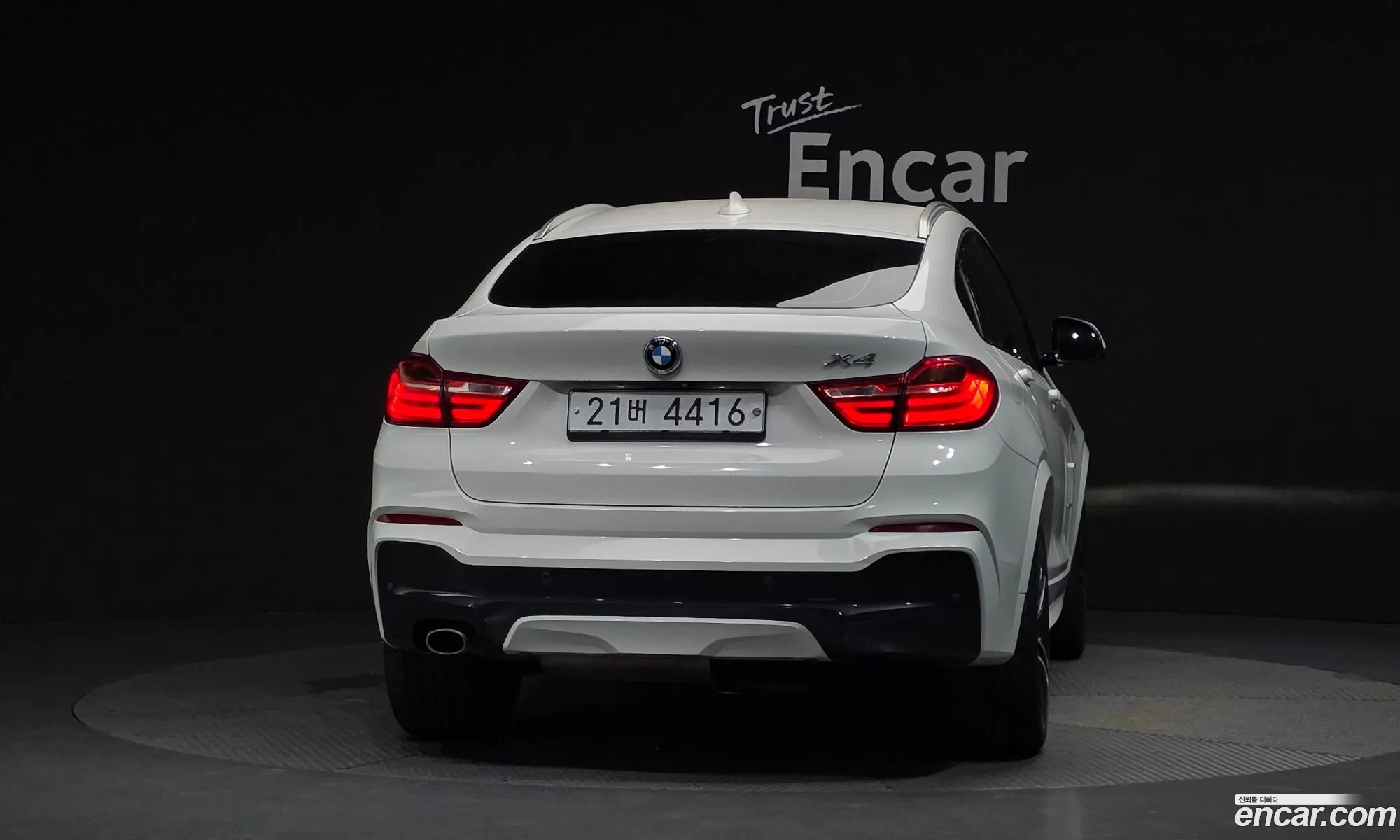 BMW X4 2018 WBAXX1105J0Y53040 — 15