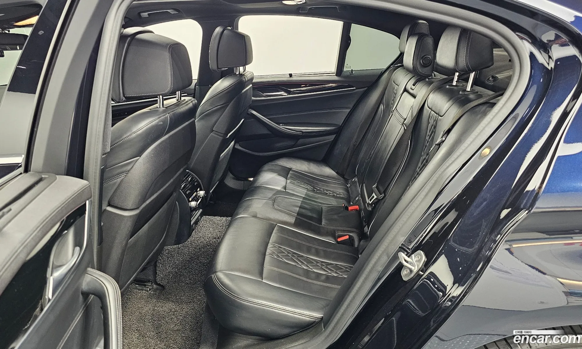 BMW 5 Series 2019 WBAJF3102KBS71116 — 12