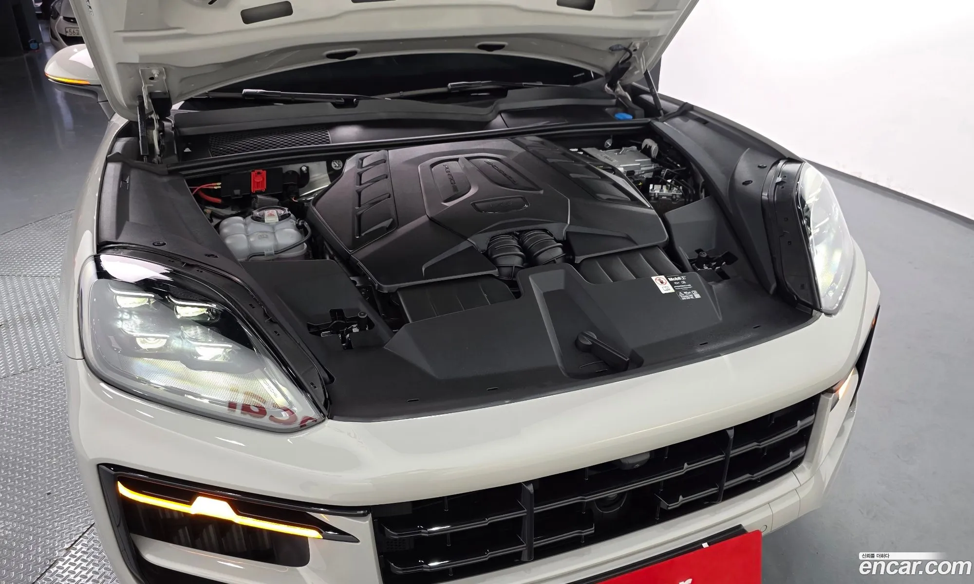 Porsche Cayenne 2025 WP1BG29Y1SDA72084 — 9