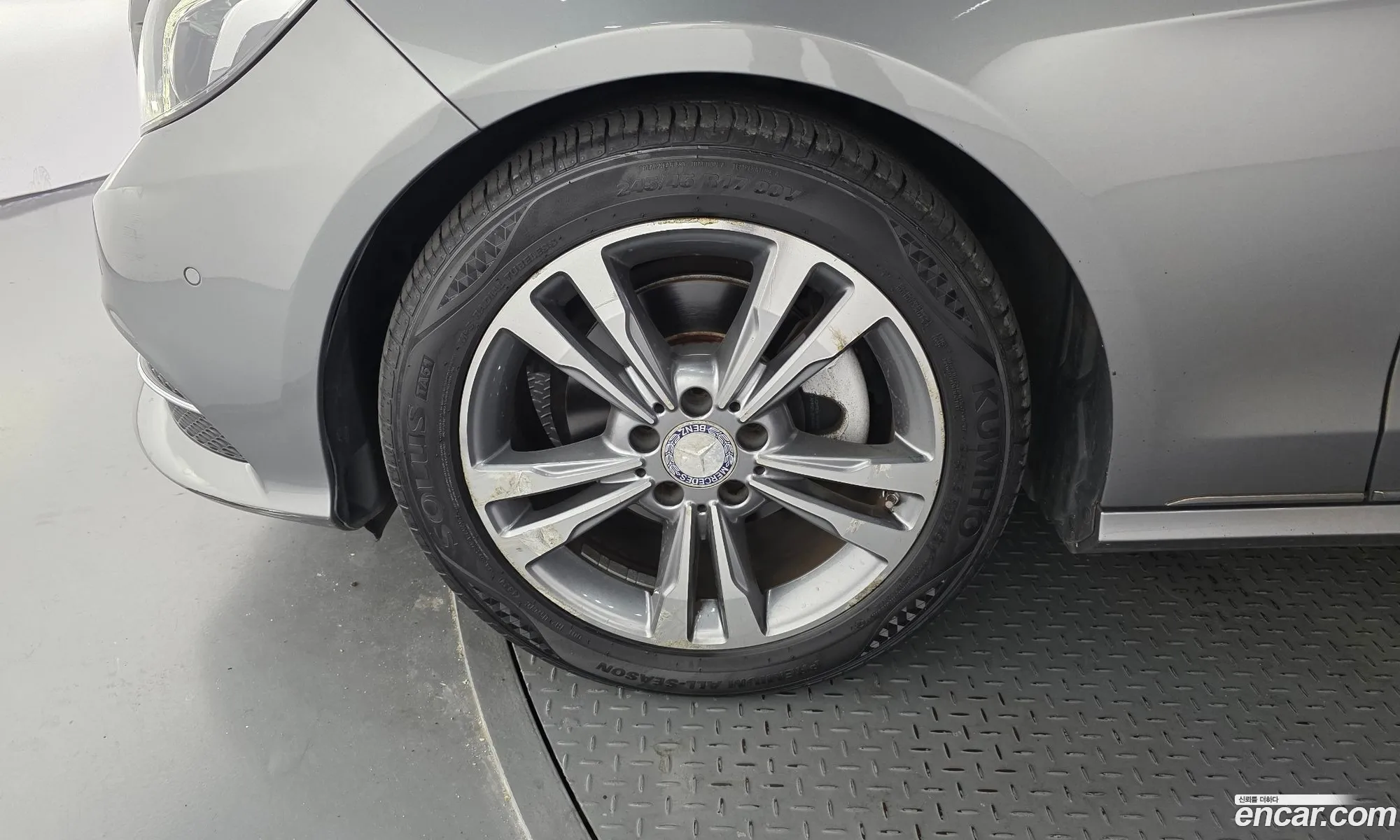 Mercedes-Benz E-Class W212 2015 — 2