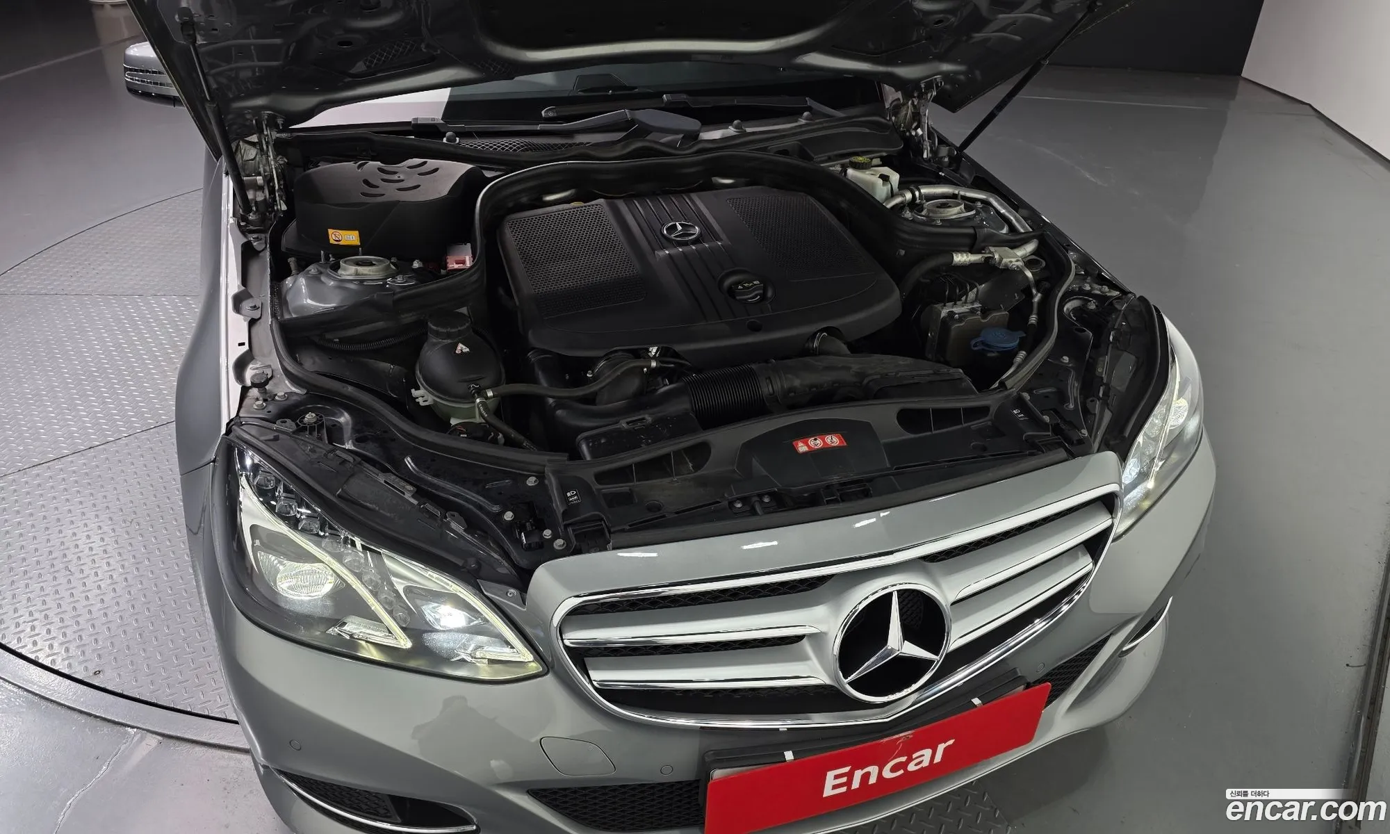 Mercedes-Benz E-Class W212 2015 — 20