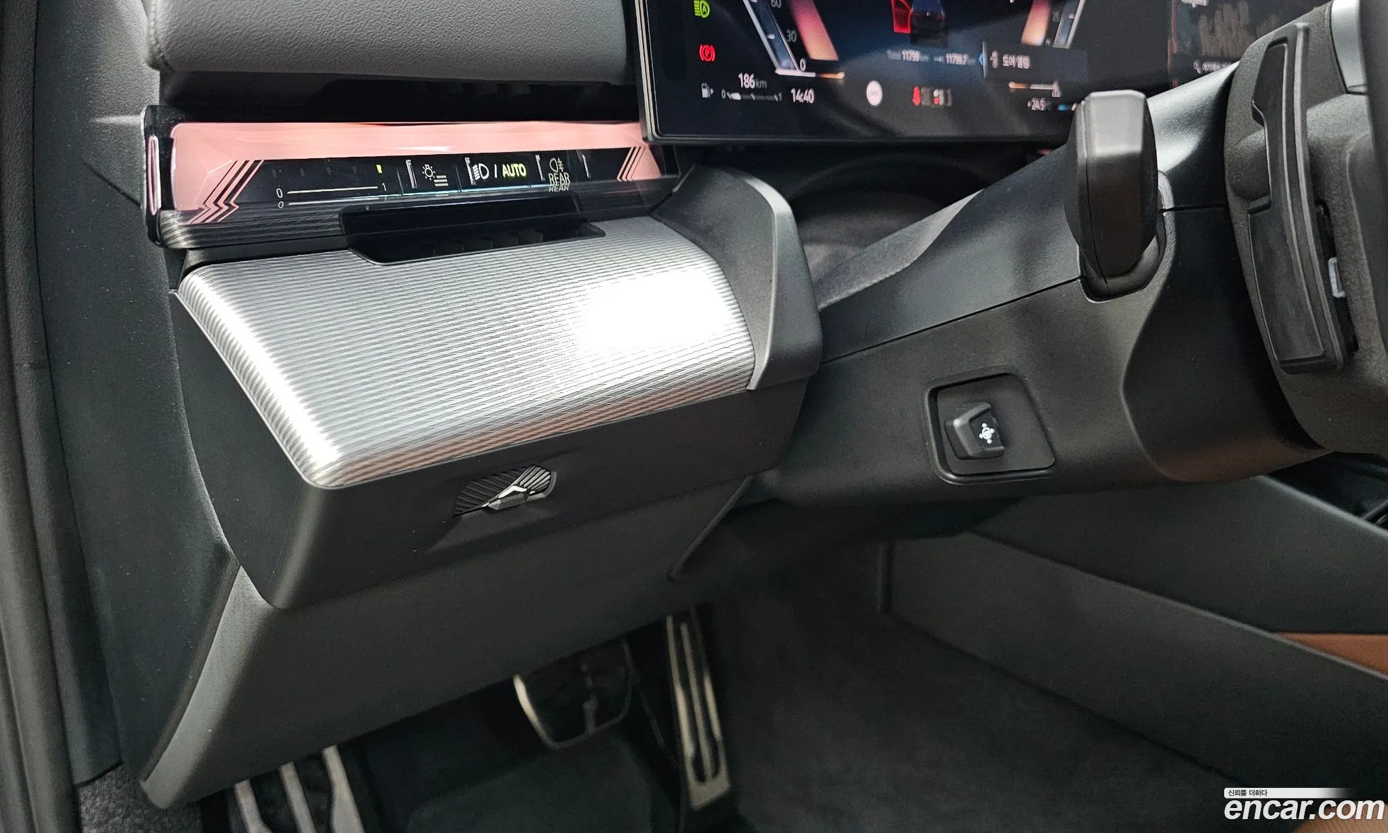 BMW 5 Series 2025 — 19