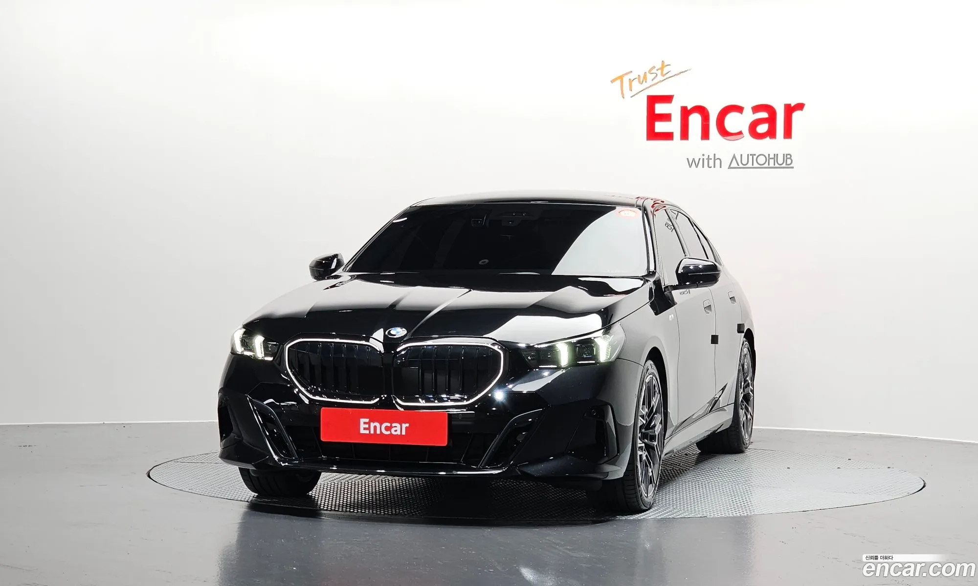 BMW 5 Series 2025 — 31