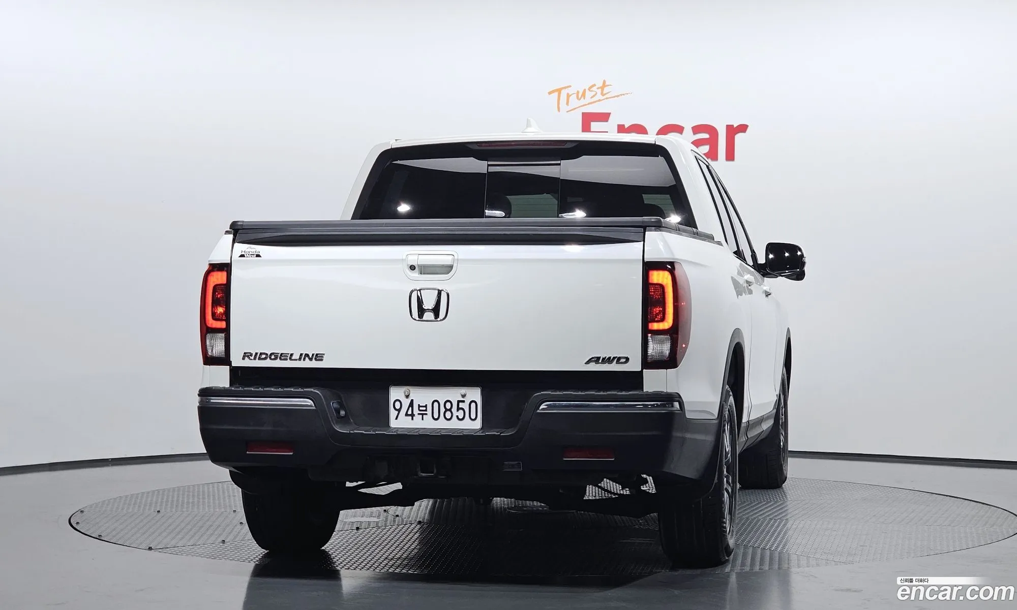Honda Ridgeline 2017 5FPYK3F17JB500519 — 19