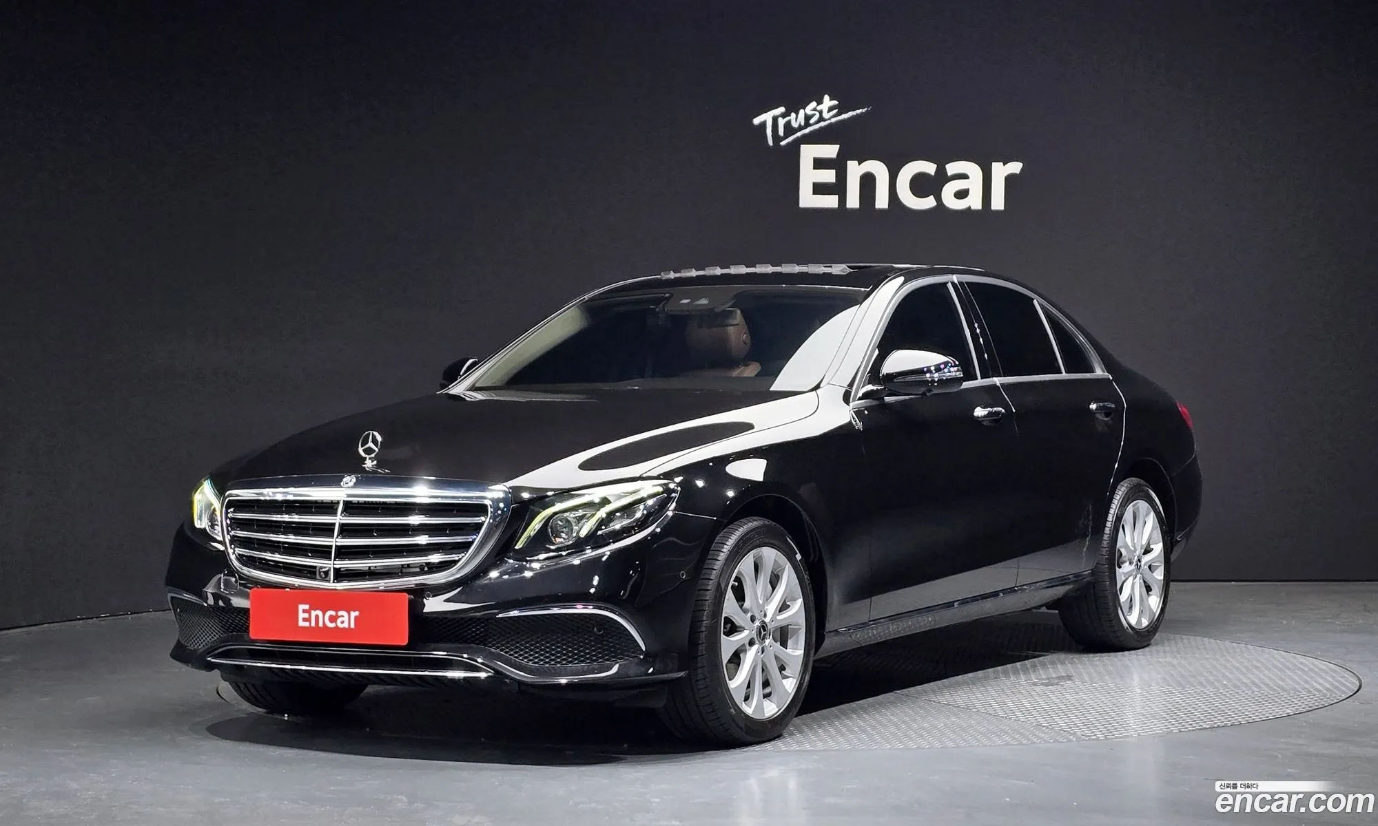 Mercedes-Benz E-Class W213 2017 WDDZF4KB9JA315411 — 15