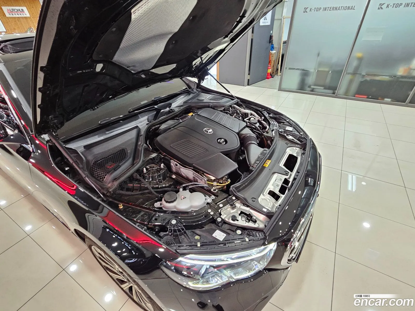 Mercedes-Benz E-Class W214 2025 — 10