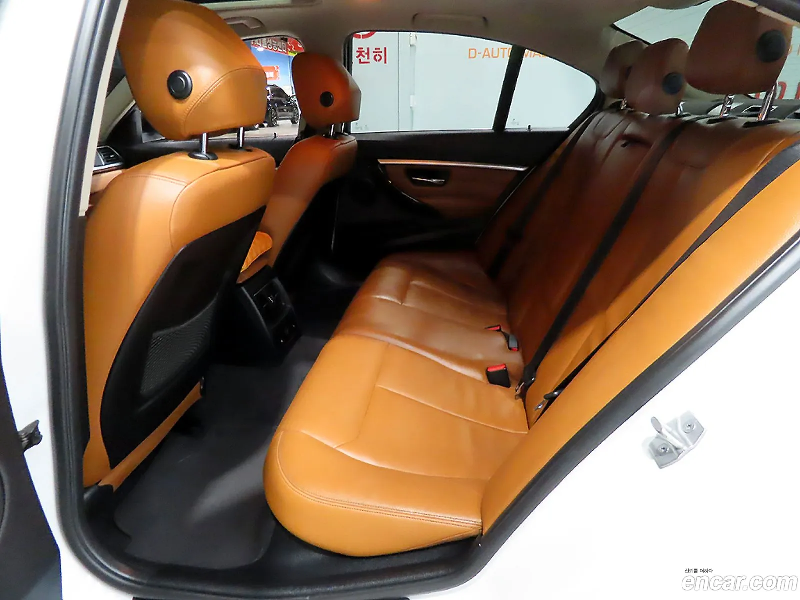 BMW 3 Series 2016 — 10