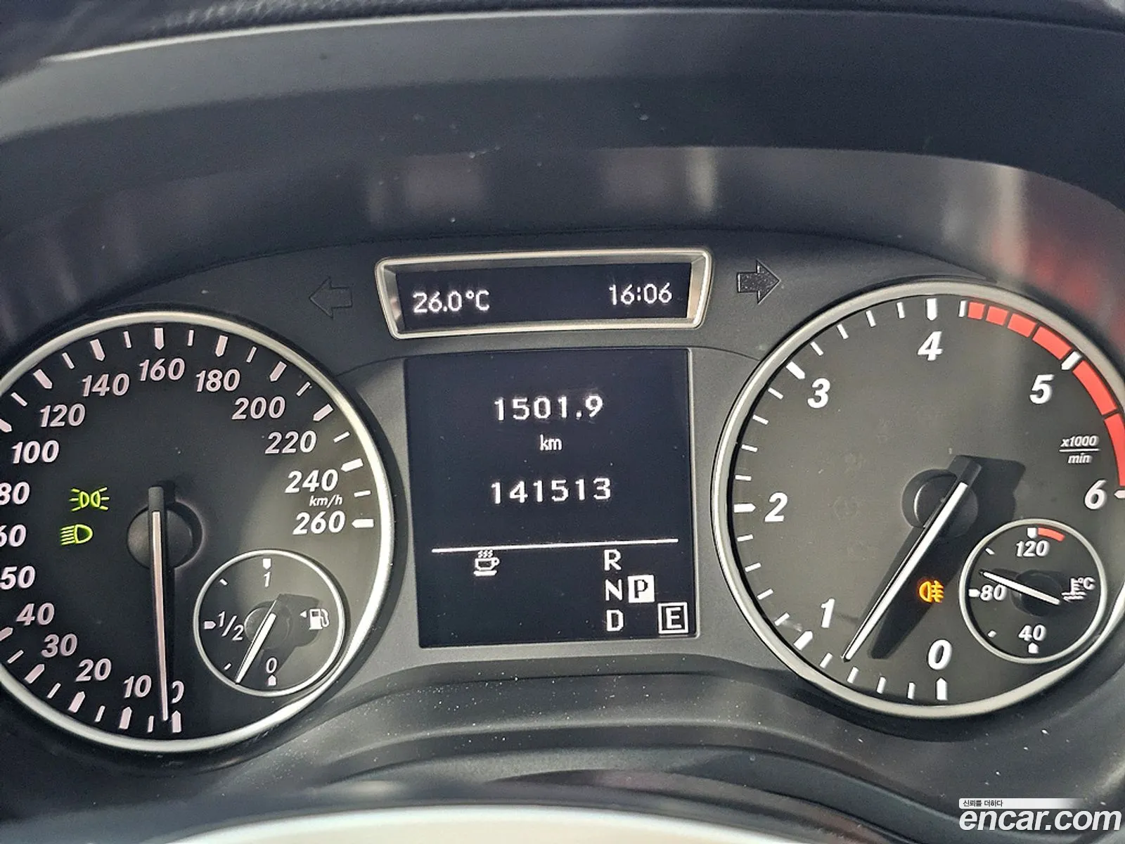 Mercedes-Benz B-Class W246 2013 — 19