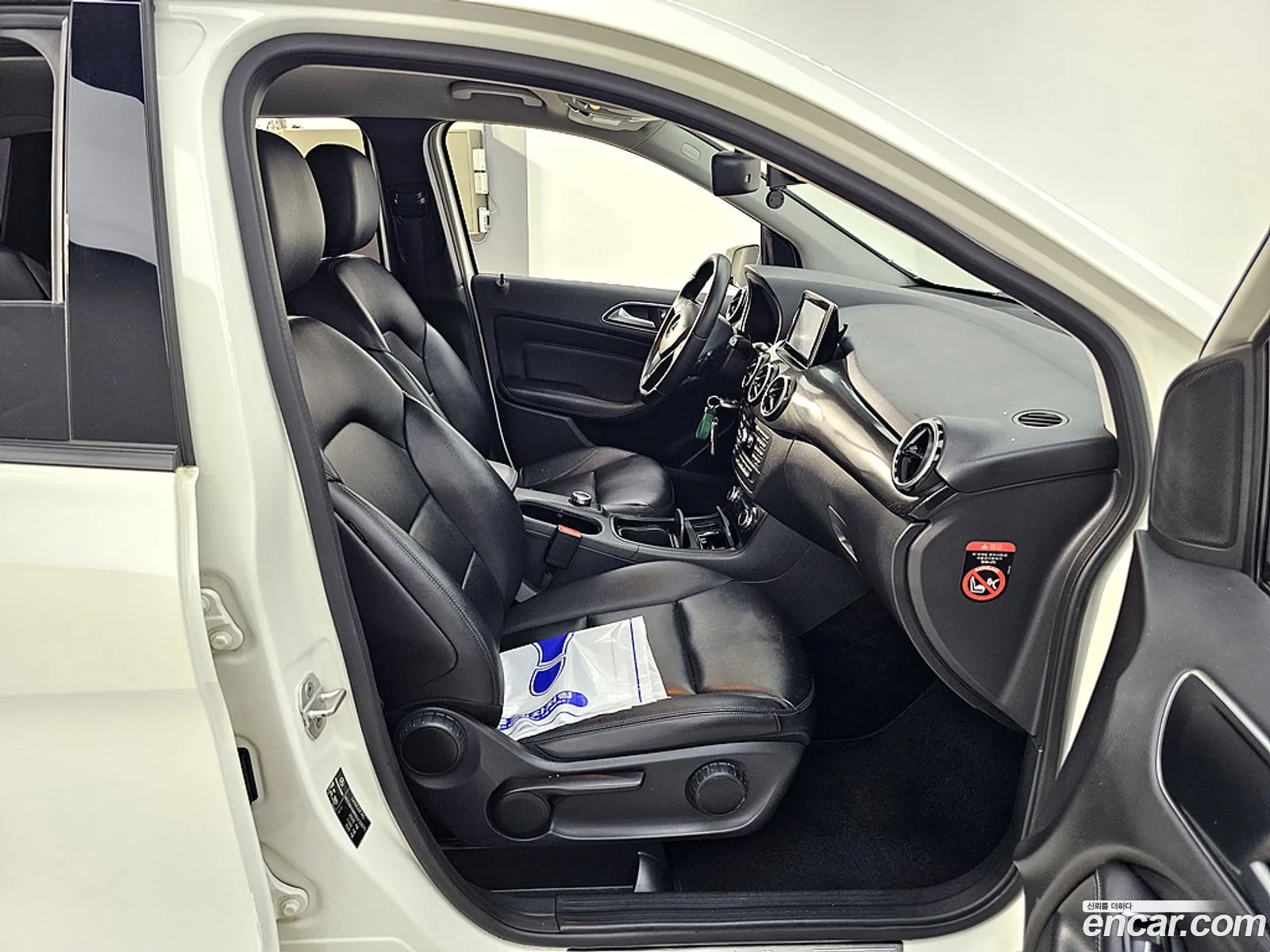 Mercedes-Benz B-Class W246 2013 — 14