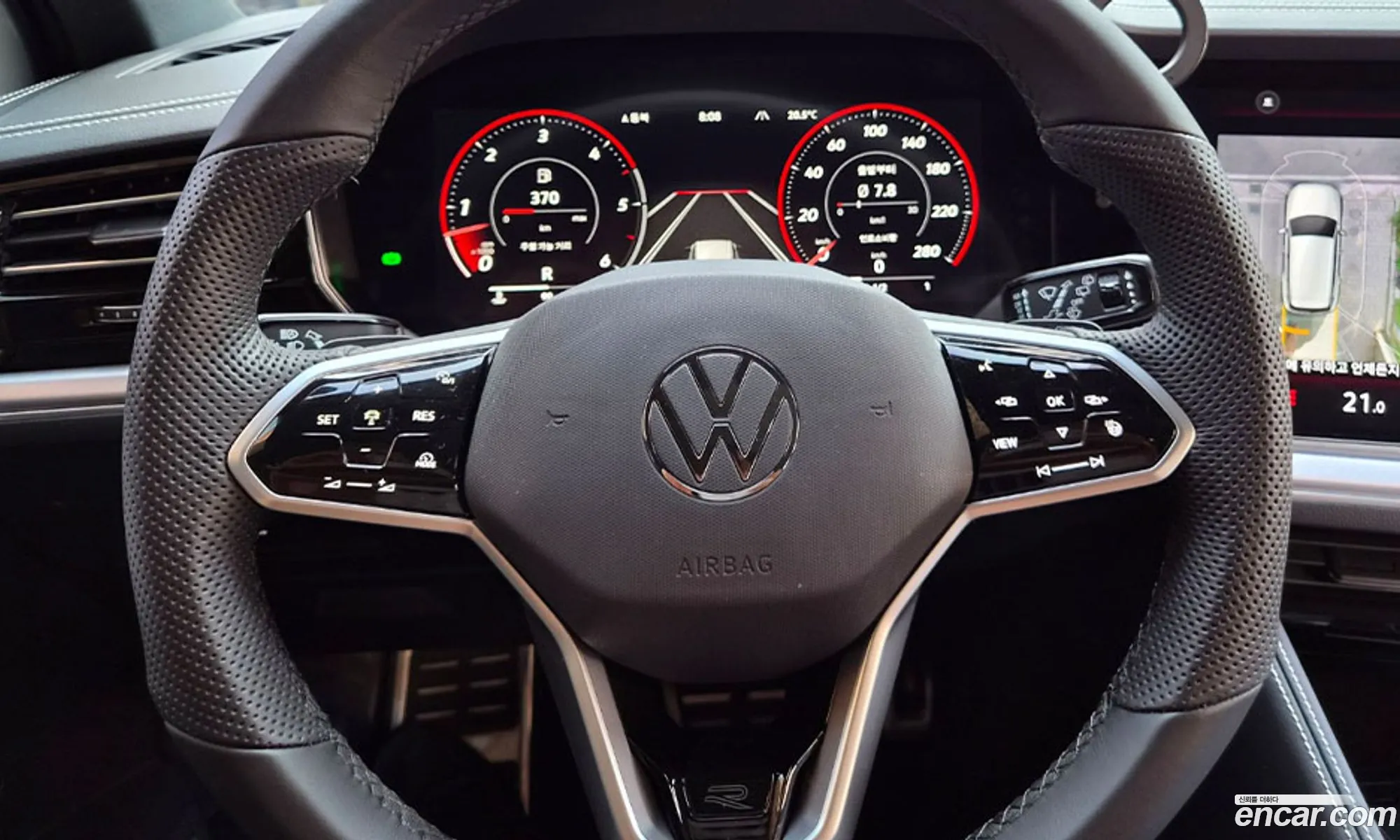 Volkswagen Touareg 2024 — 3