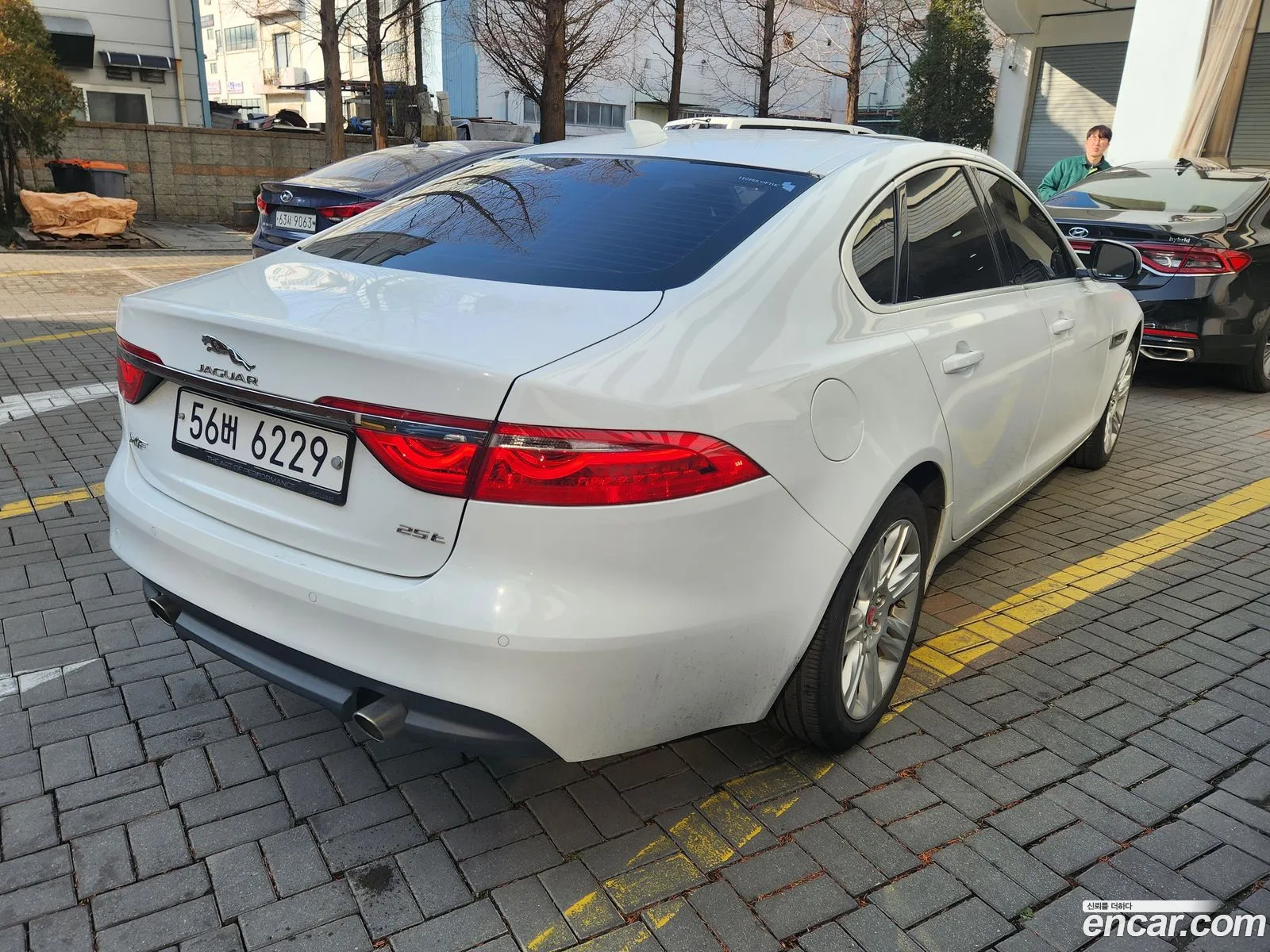 Jaguar XF 2018 — 3