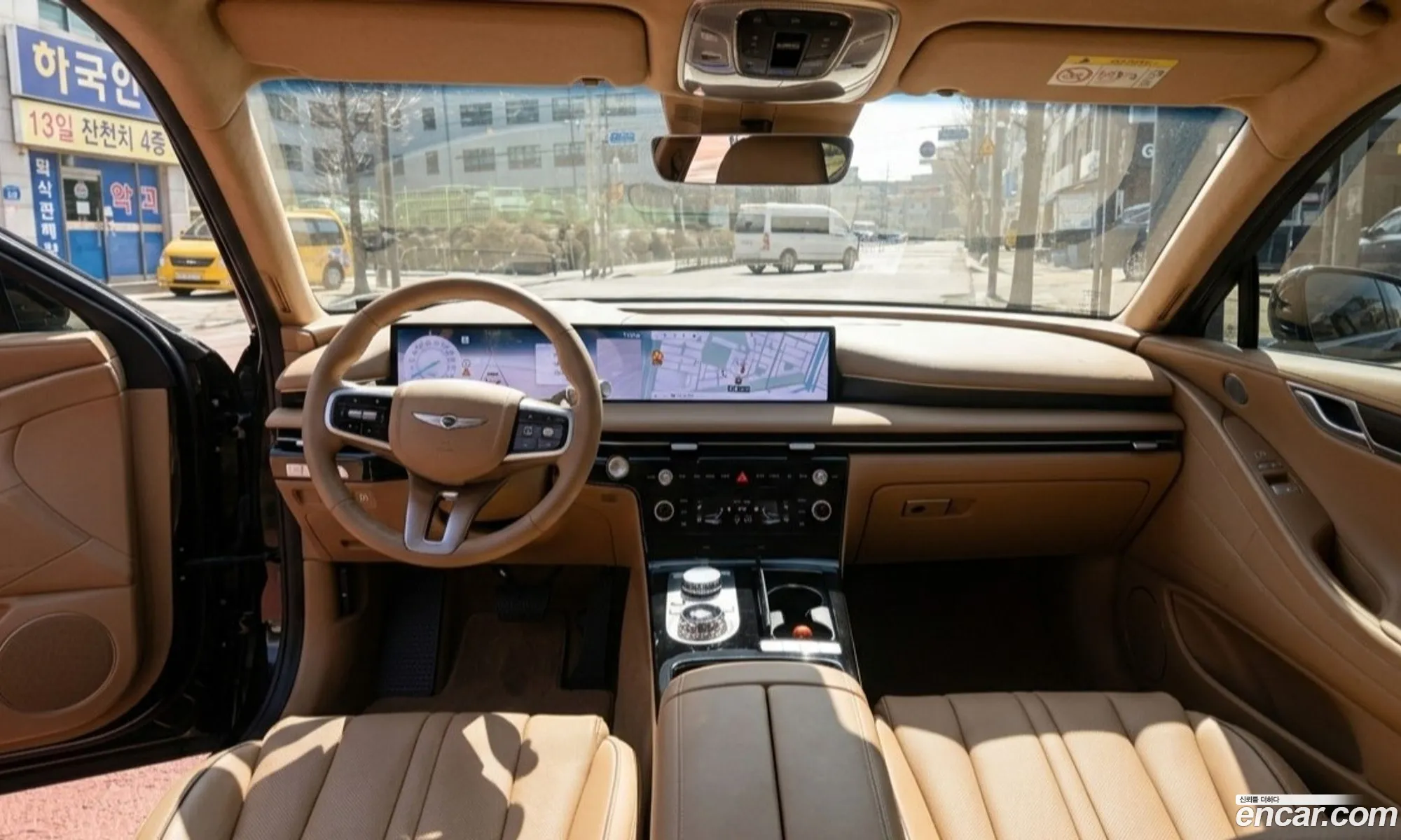 Genesis G80 2025 — 2
