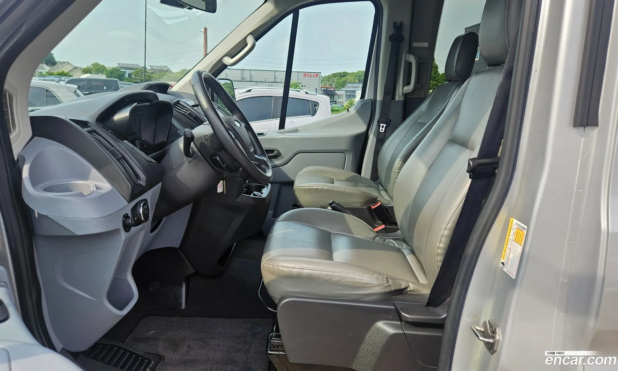 Ford Transit 2017 — 16