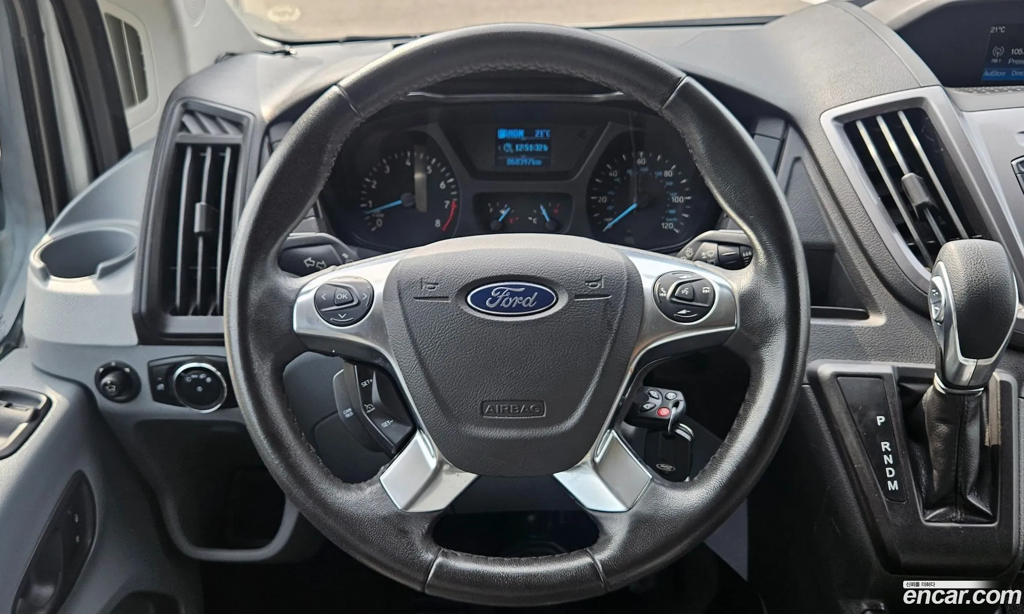 Ford Transit 2017 — 12