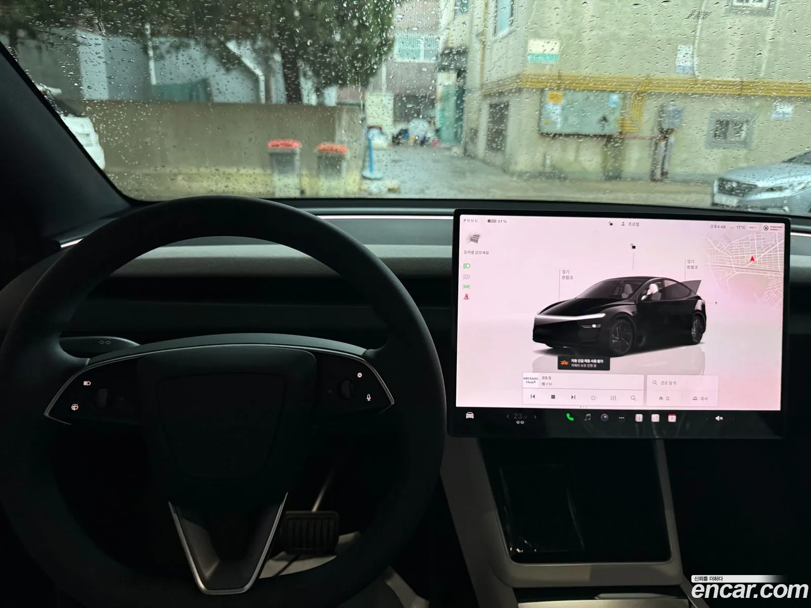 Tesla Model Y 2026 — 3