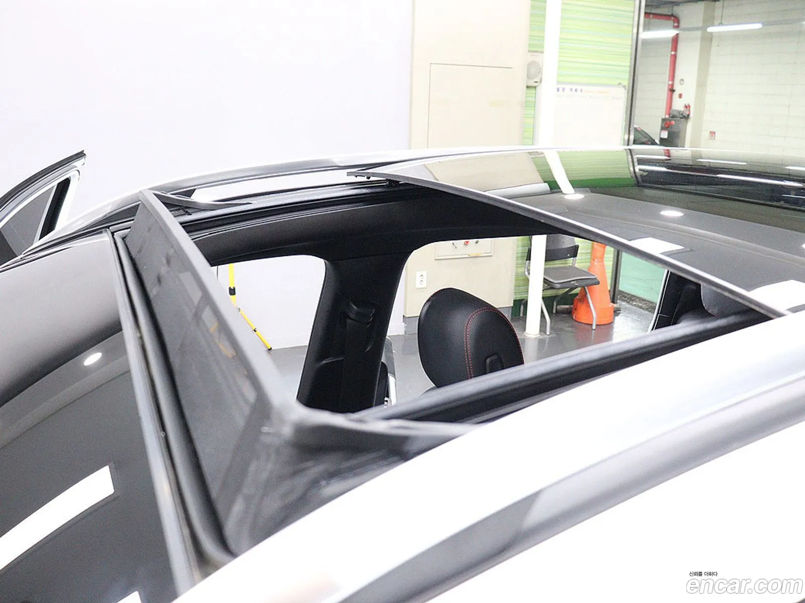 Mercedes-Benz GLB-Class X247 2023 — 8