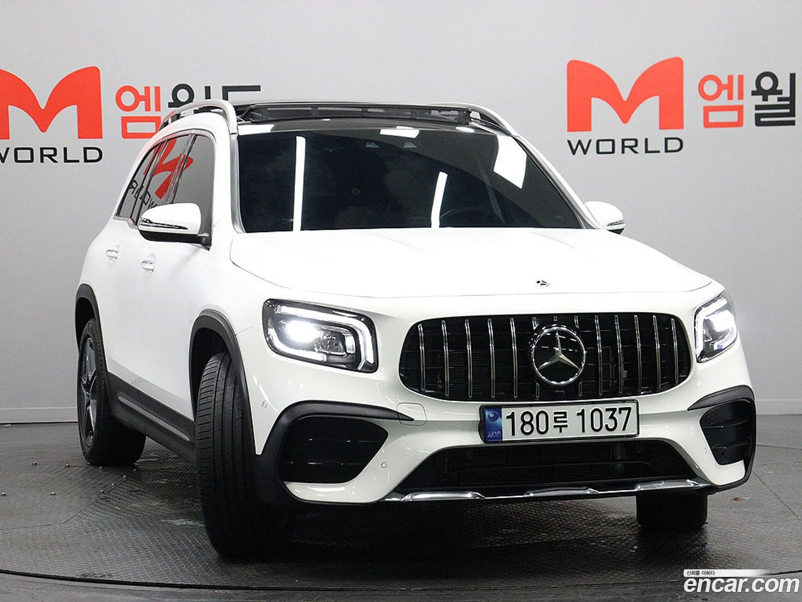 Mercedes-Benz GLB-Class X247 2023 — 11