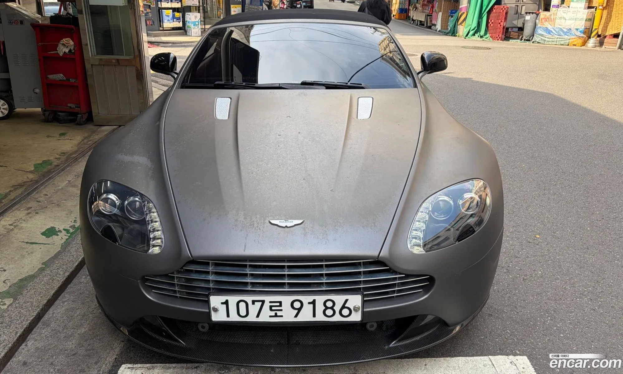Aston Martin V8 Vantage 2016 — 4
