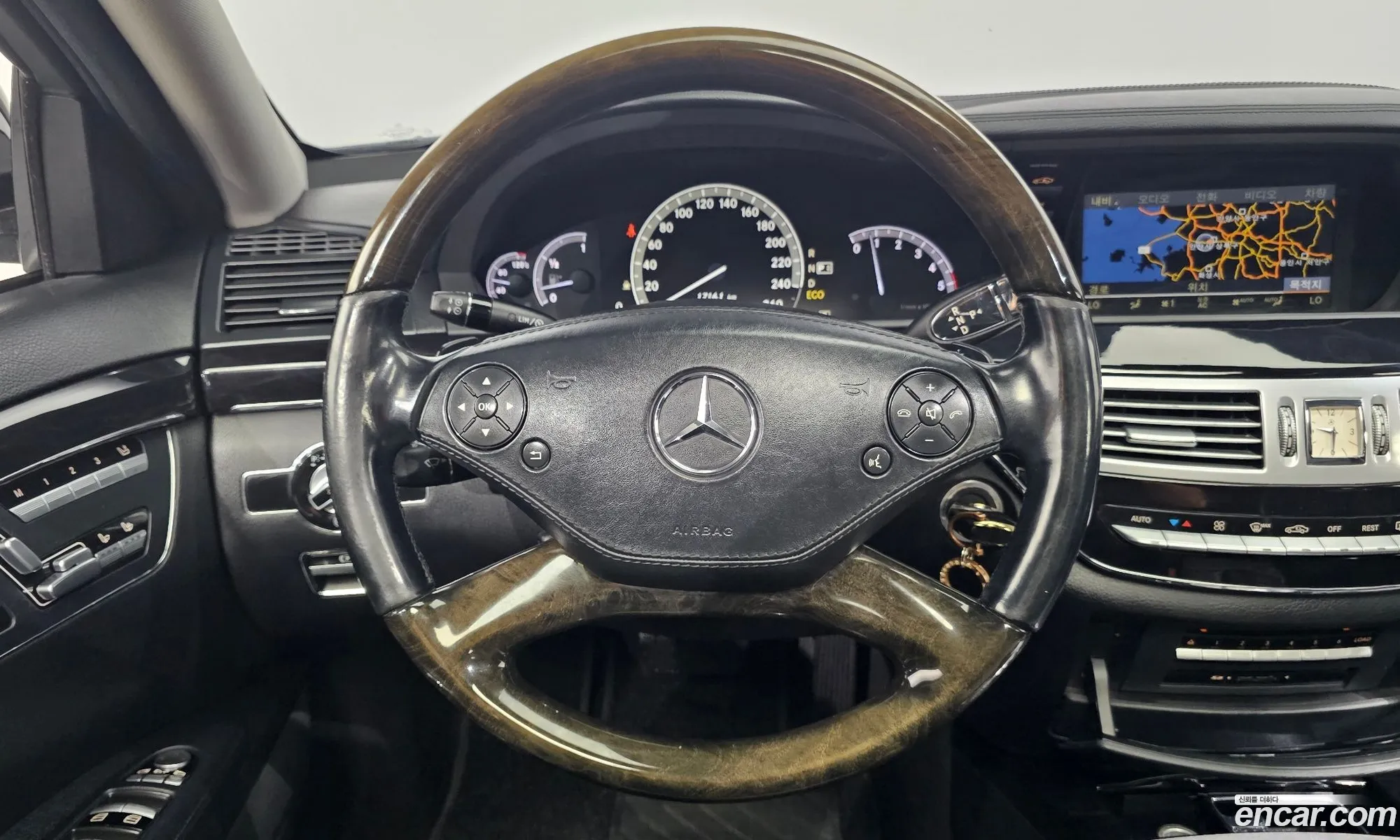 Mercedes-Benz S-Class W221 2012 — 7