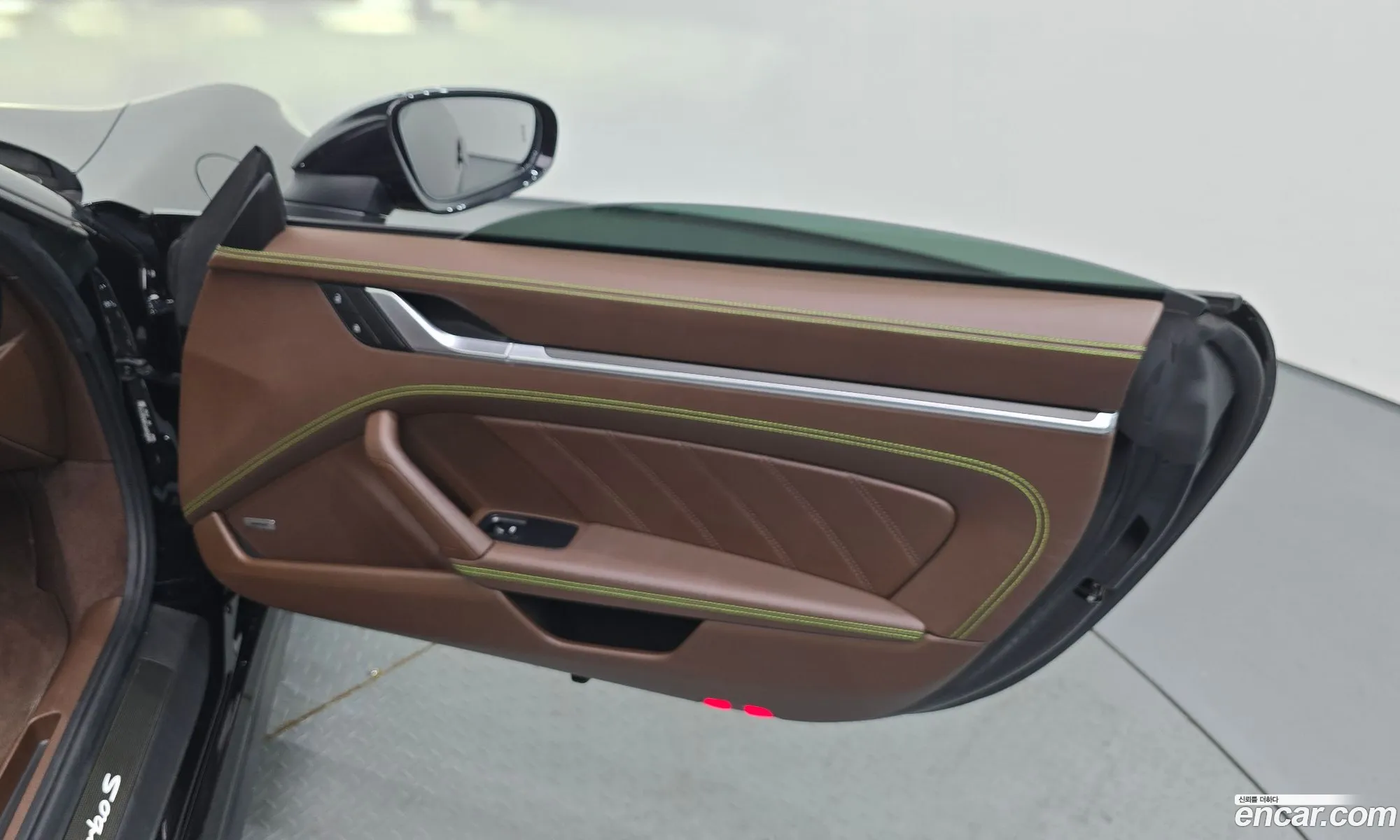 Porsche 911 2022 — 30