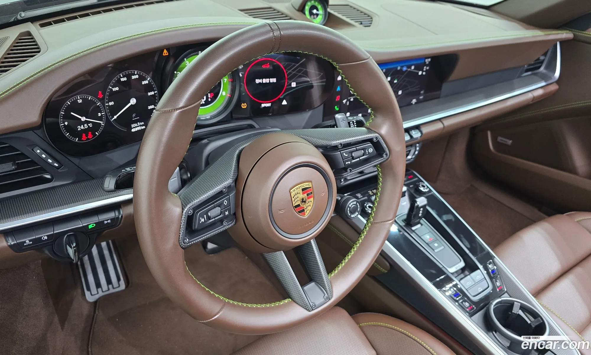 Porsche 911 2022 — 17