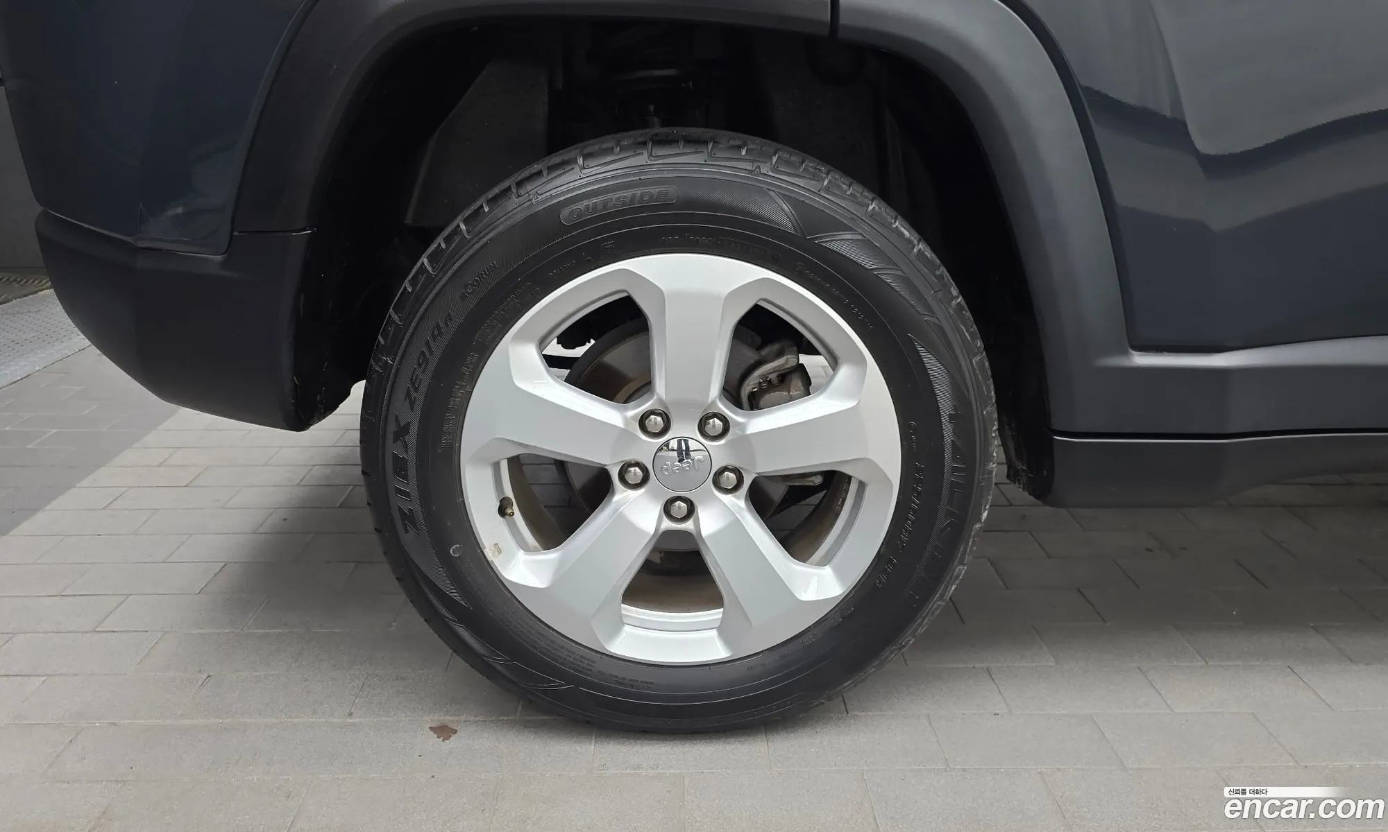 Jeep Compass 2018 3C4NJDCB4JT396705 — 6